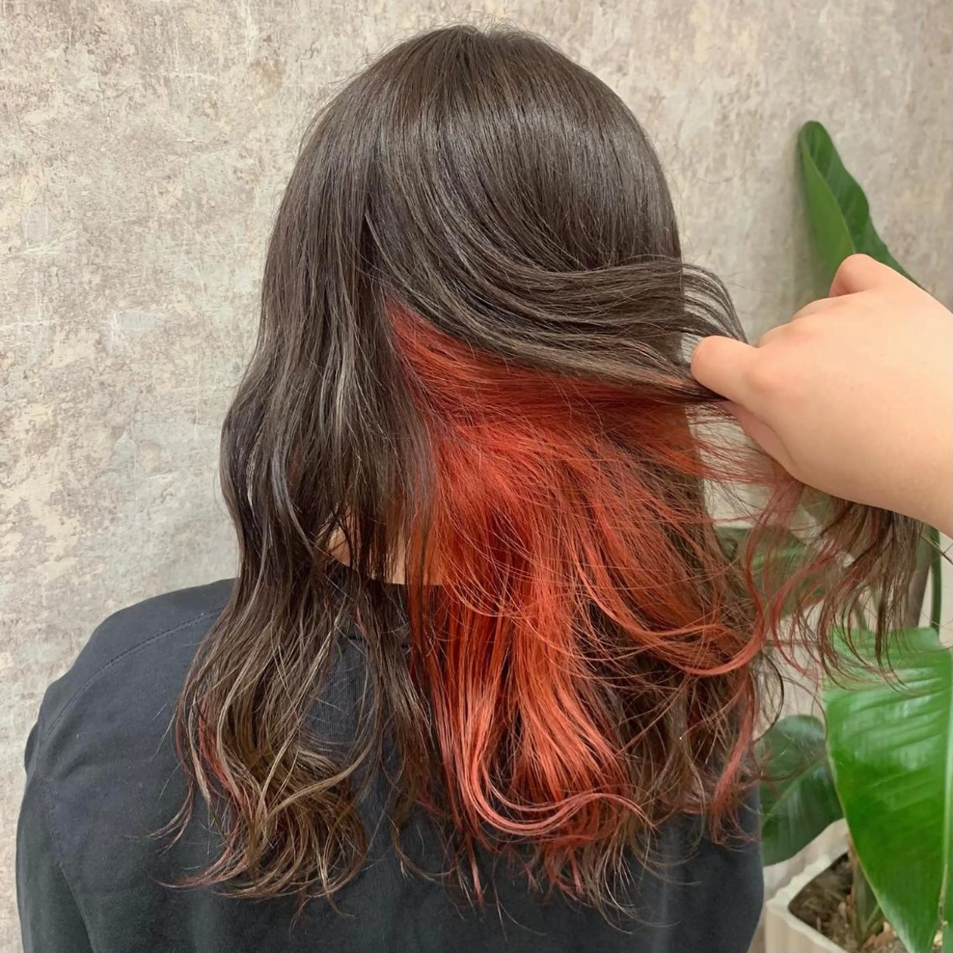 セミロング カラー レッドカラー piLLon/ RYUKAのヘアスタイル