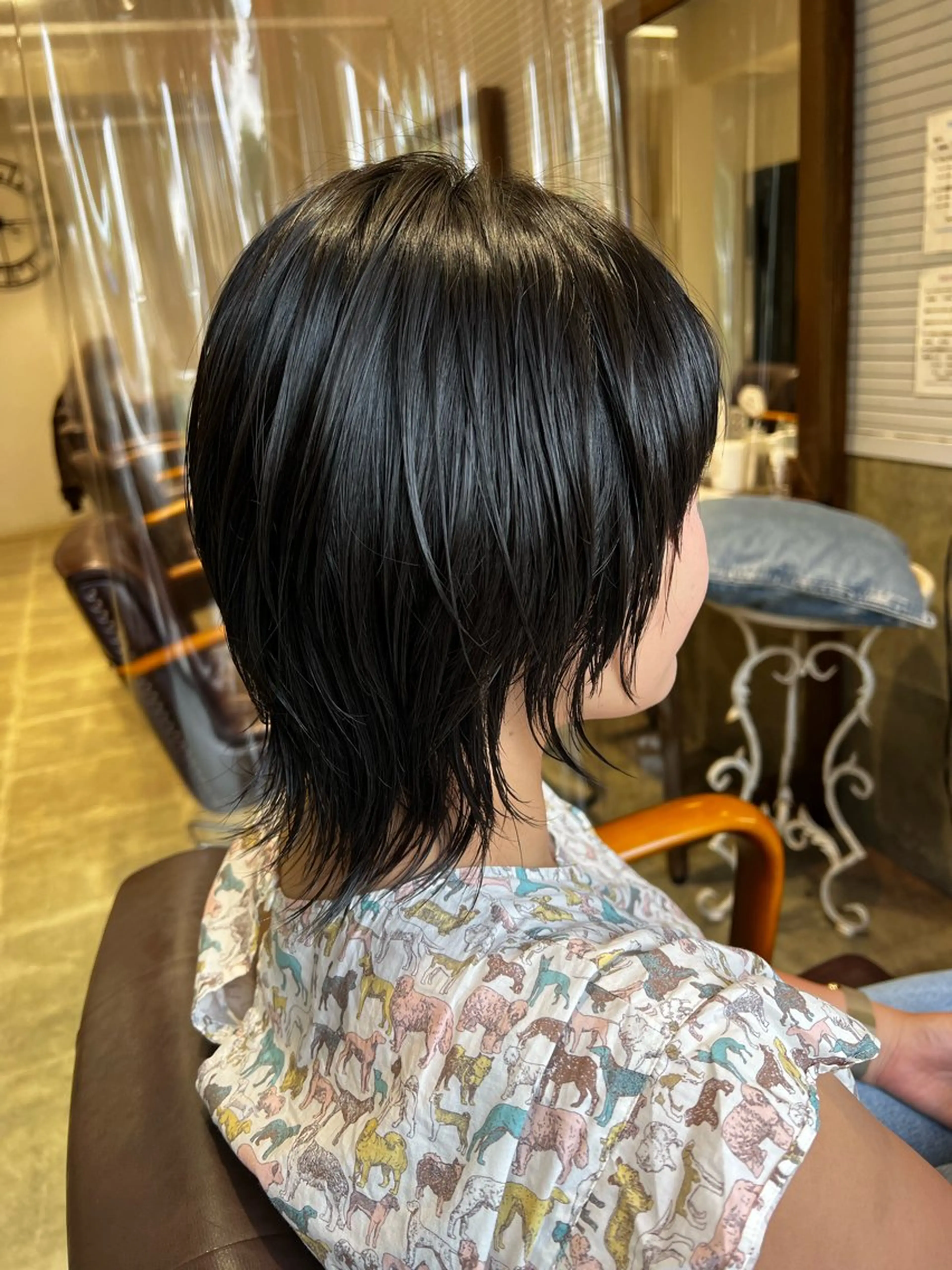 ショート ショートヘア ウルフカット ビラデルソルmaRe所属・山口 莉々香のヘアスタイル