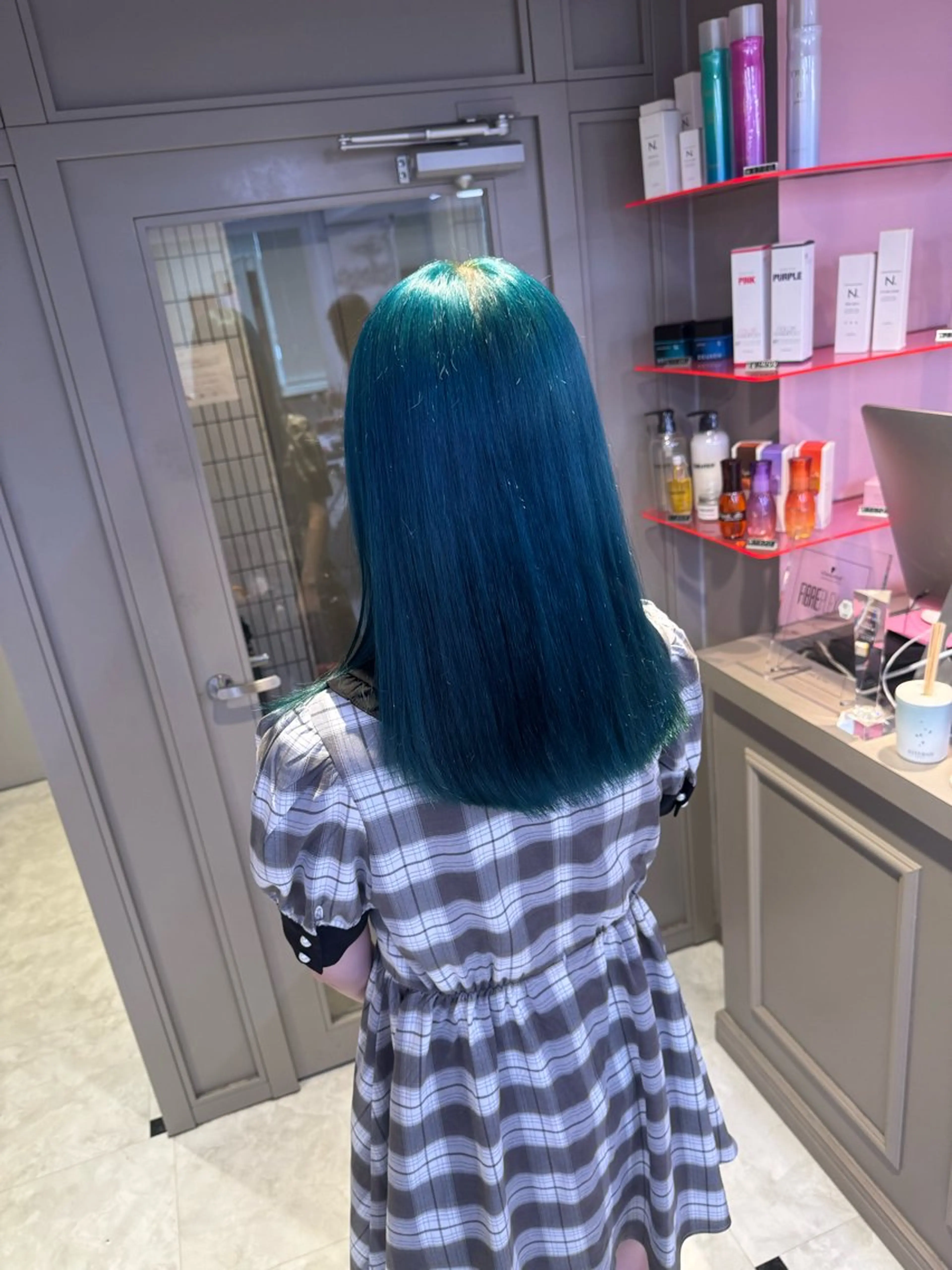 セミロング カラー ヘアアレンジ ブリーチ ブルーカラー ケアブリーチ ヘアカラー 🥀レイヤー×ハイト ーントレンドヘア🥀のヘアスタイル