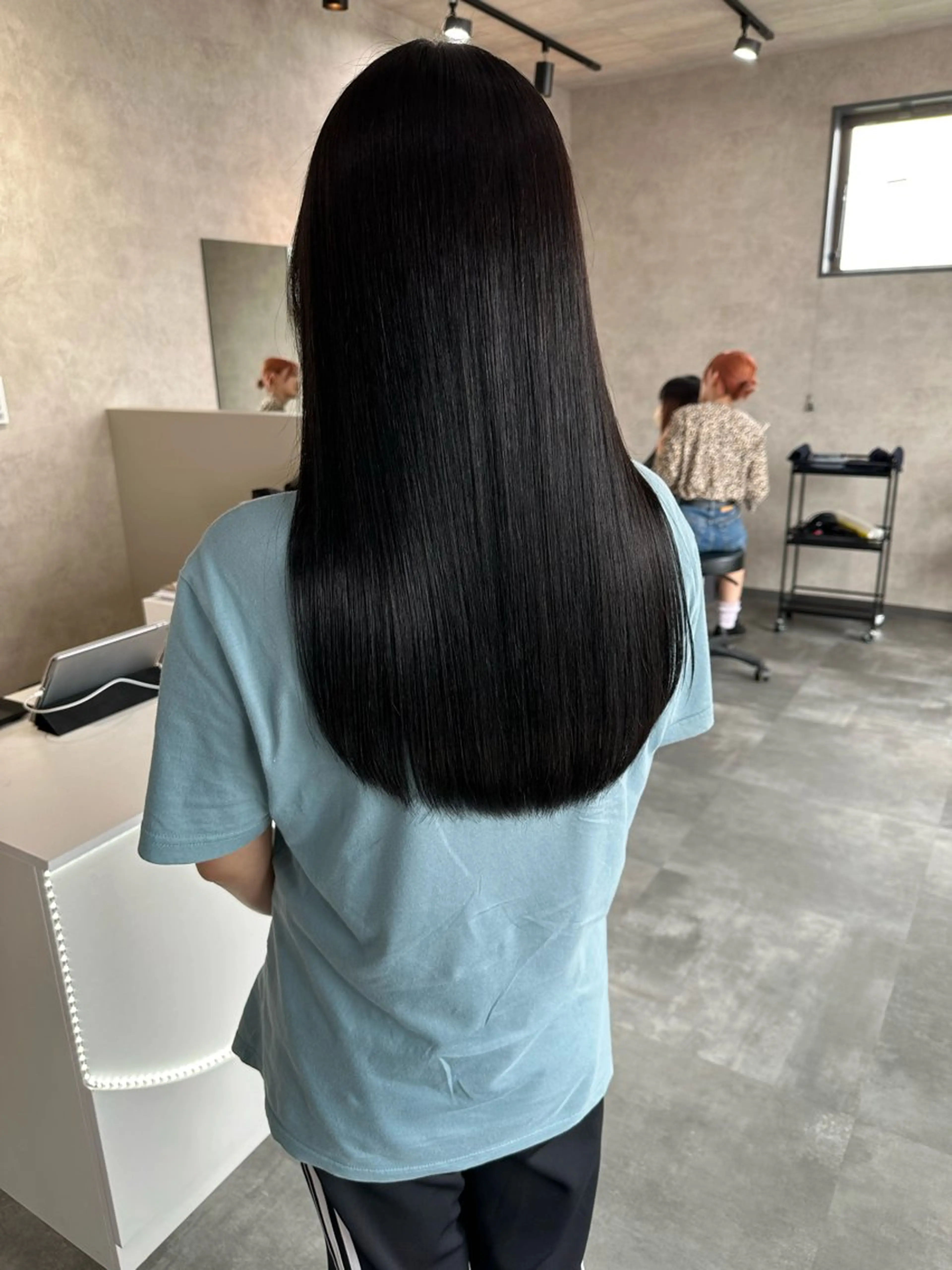 ロング カラー ヘアアレンジ 黒髪 ✨小山/ハイトーン/ レイヤー✨中茎涼太のヘアスタイル