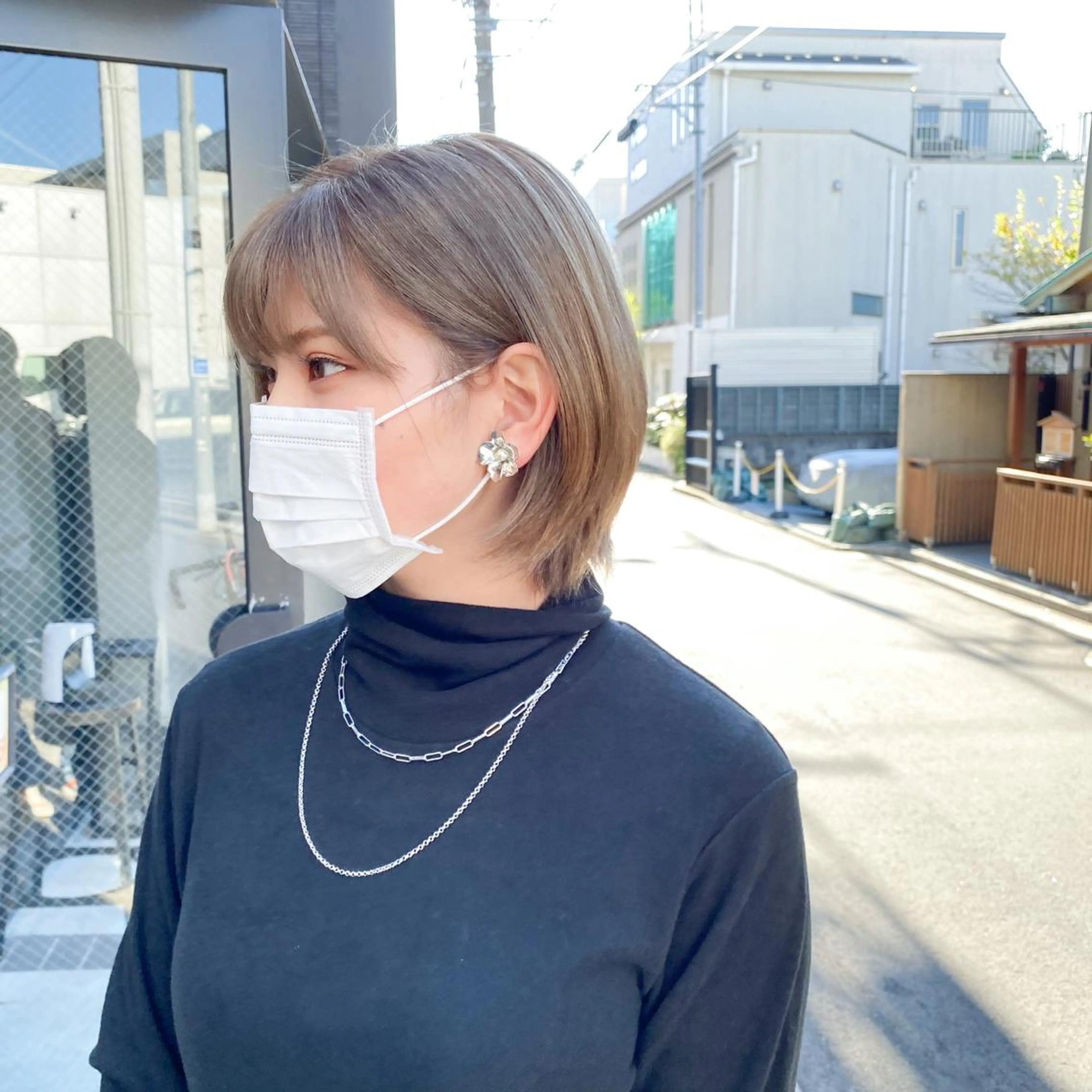 ショート カラー 艶髪ブリーチ 永井竜也のヘアスタイル