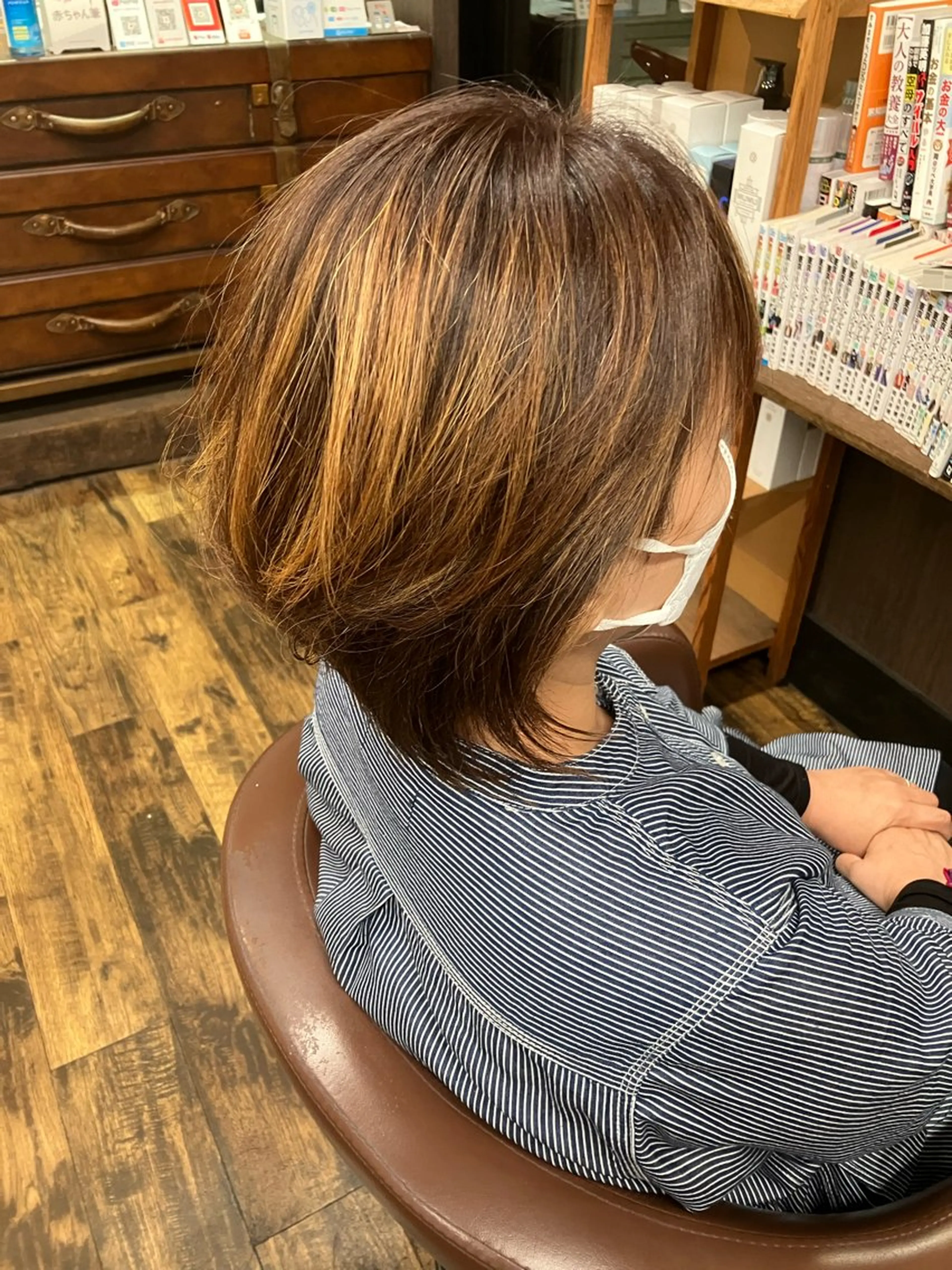ショート レイヤーカット ショートヘア ウルフカット ウルフレイヤー カット ヘアカラー 香川 裕基のヘアスタイル