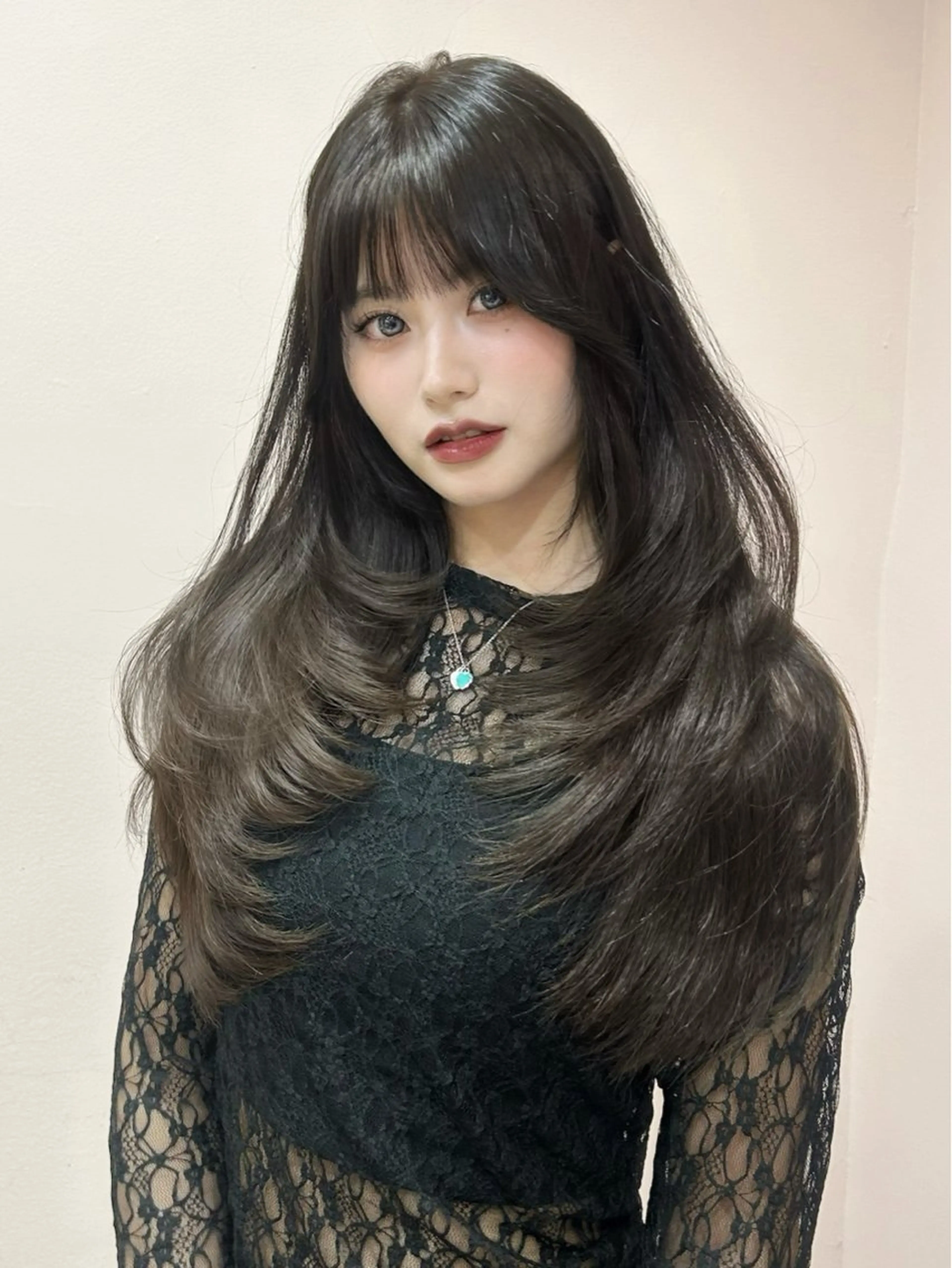 ロング カラー 韓国風ヘア レイヤーカット 𝑺𝑨𝑨𝒀𝑨 色気網紅韓国Hairのヘアスタイル
