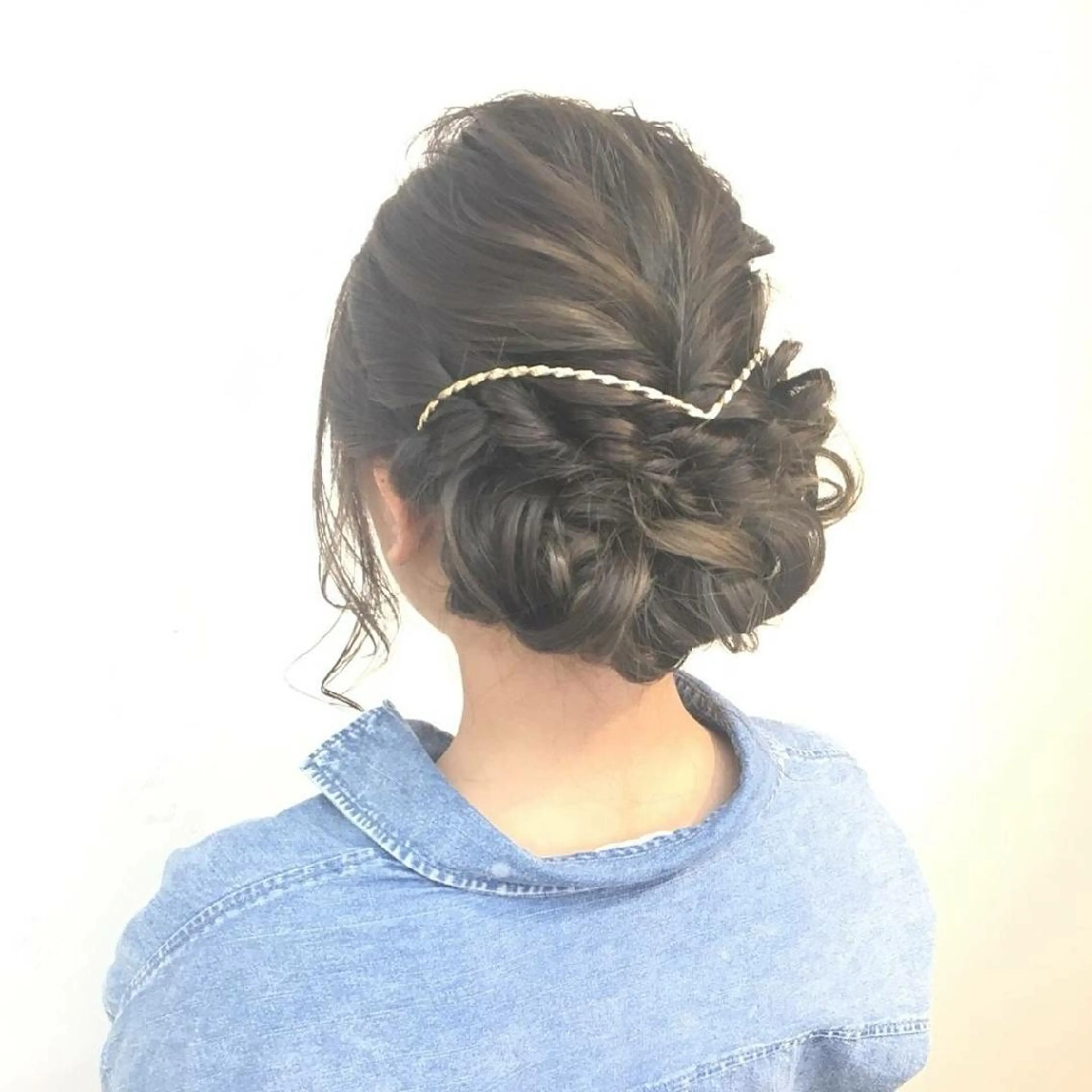 カラー ヘアアレンジ ロング 透明感ハイライト◎ 伊藤夏海のヘアスタイル