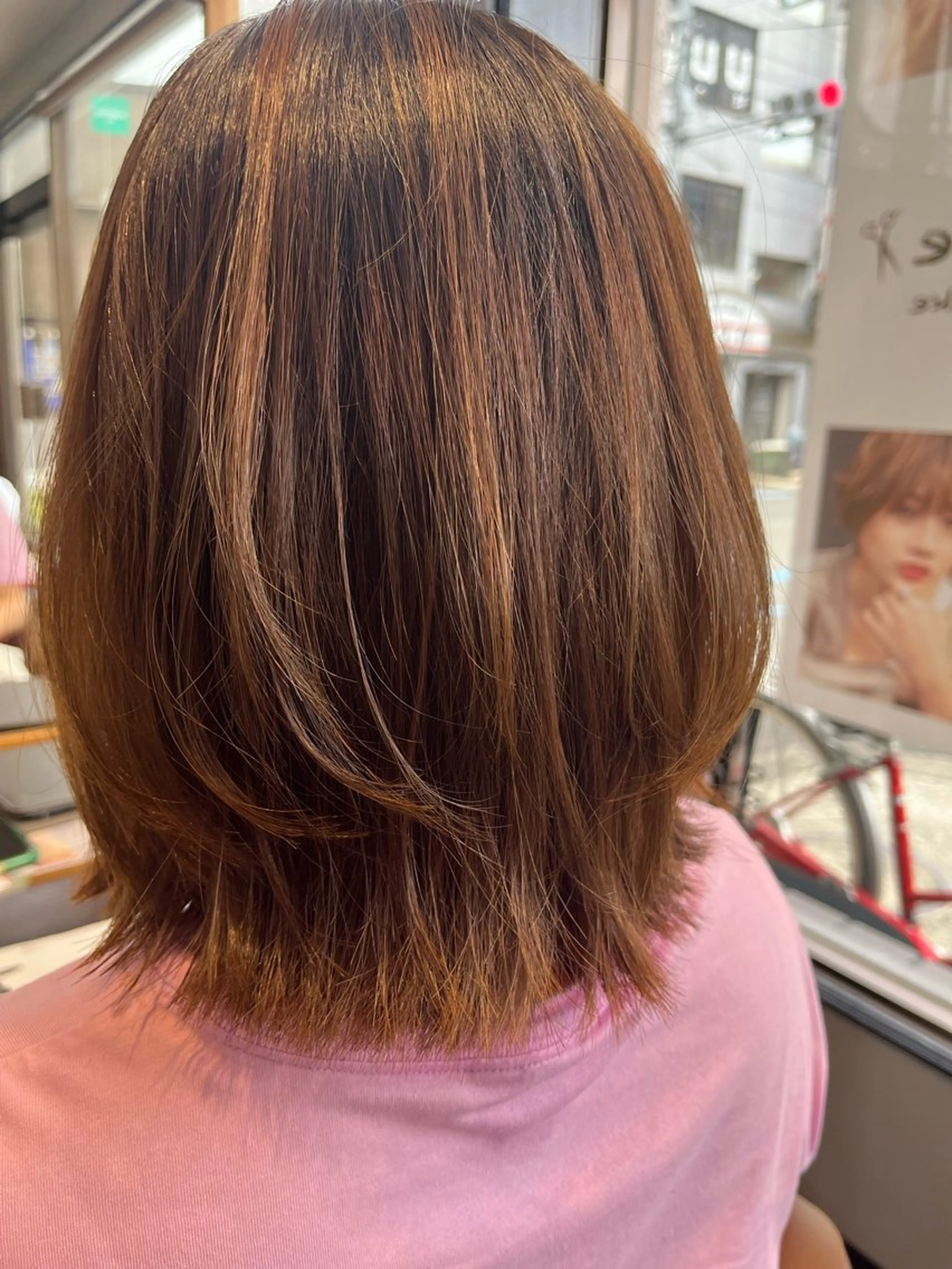 ショート カット ヘアカラー トリートメント Mavie 東奈々子のヘアスタイル