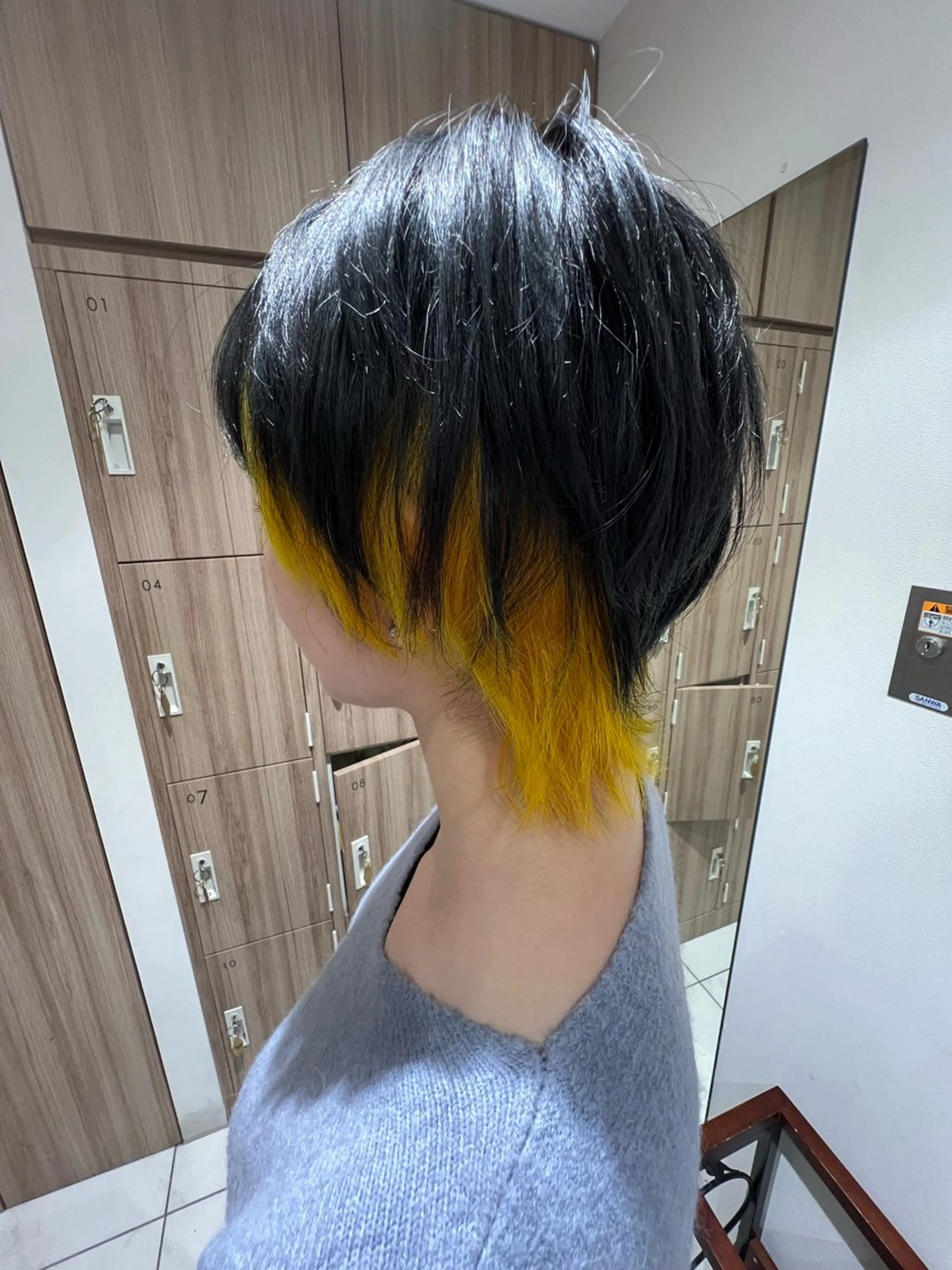 ミディアム カラー 極艶ハイトーン 💎りゅうやのヘアスタイル