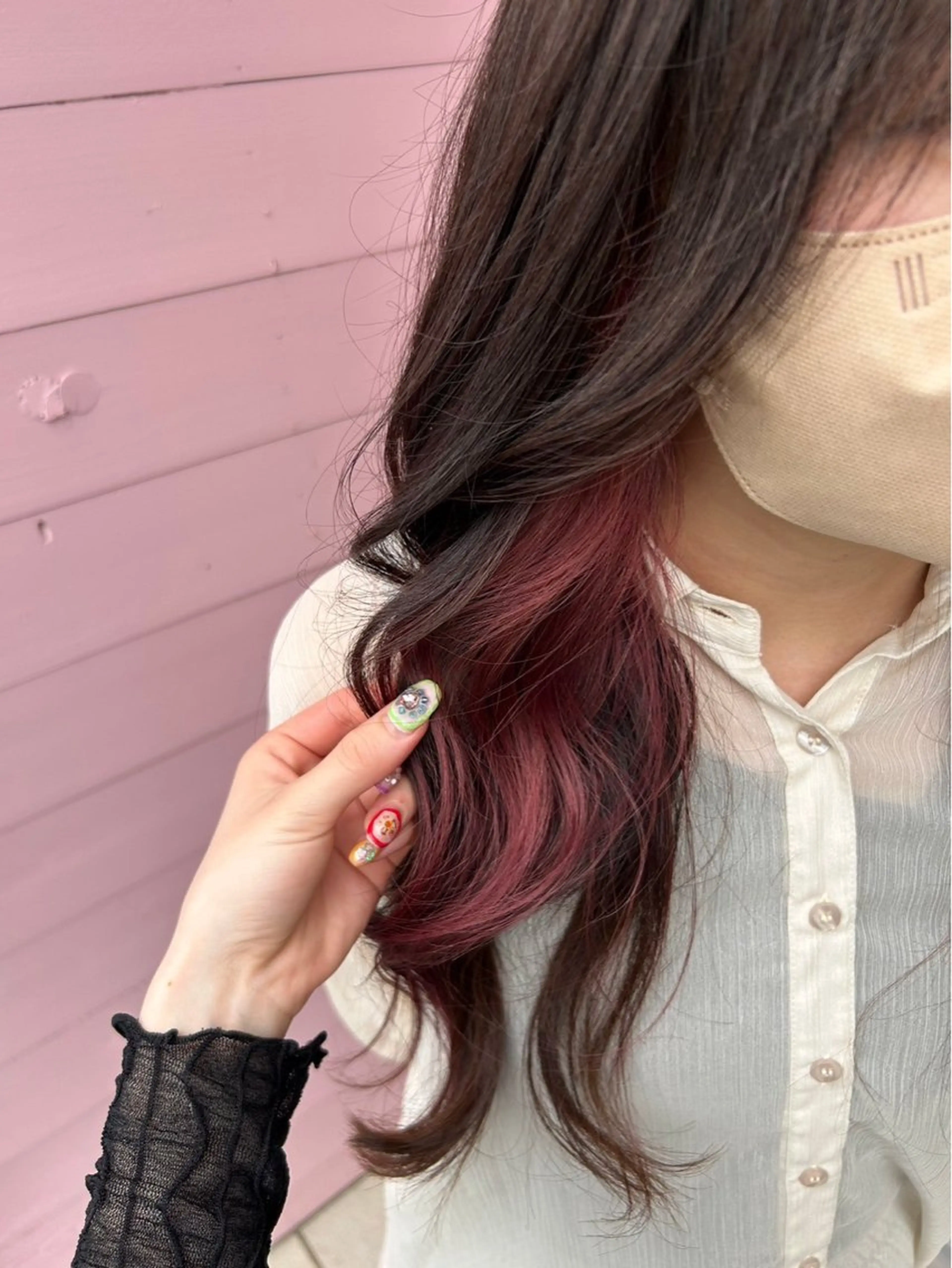 ロング カラー ☘️折戸結菜☘️ ハイトーンカラーのヘアスタイル