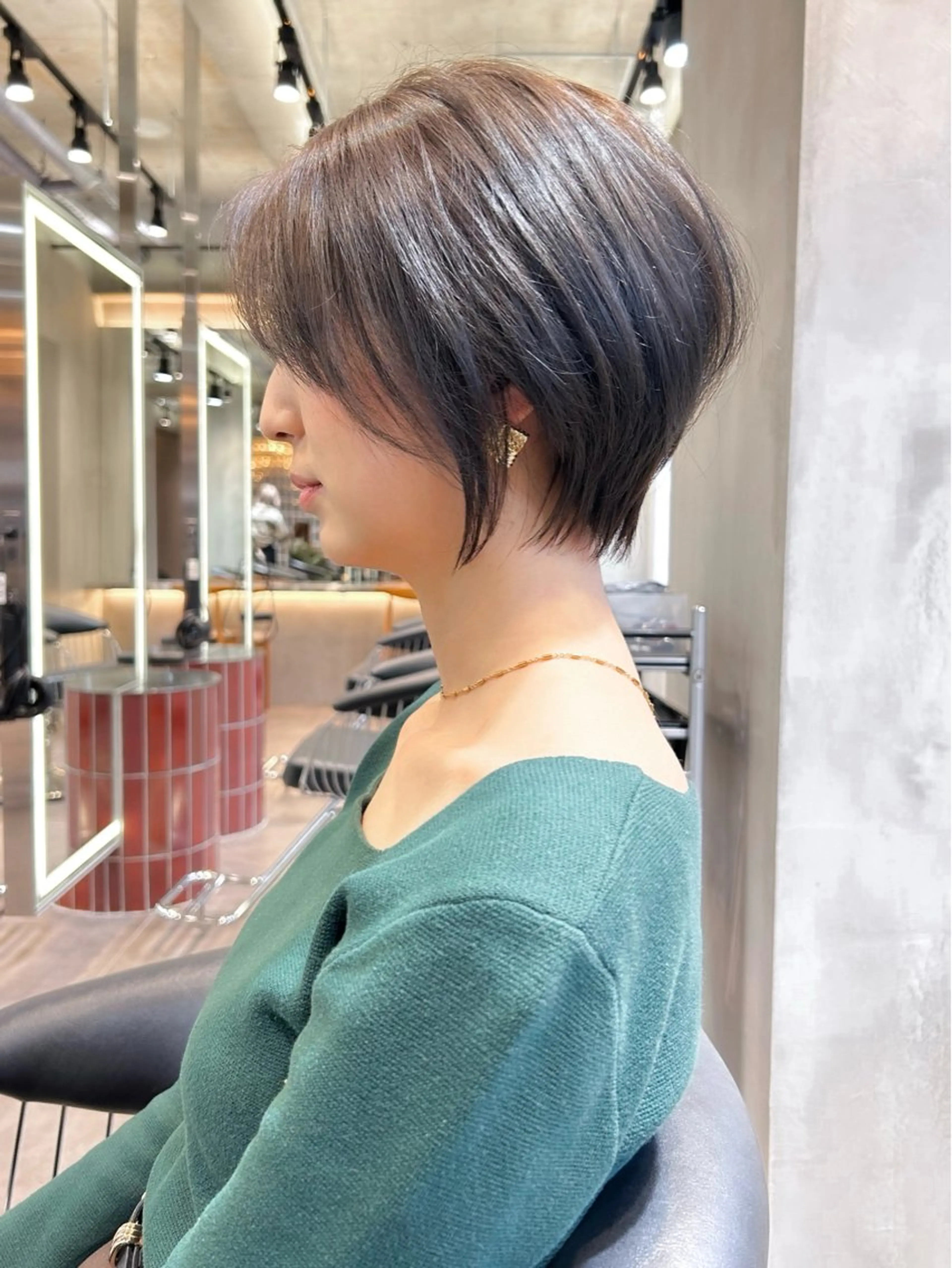 ショート カラー ショートボブ ボブ くびれヘア ショートヘア トリートメント カット ヘアカラー トリートメント ショート ロンド　エメのヘアスタイル