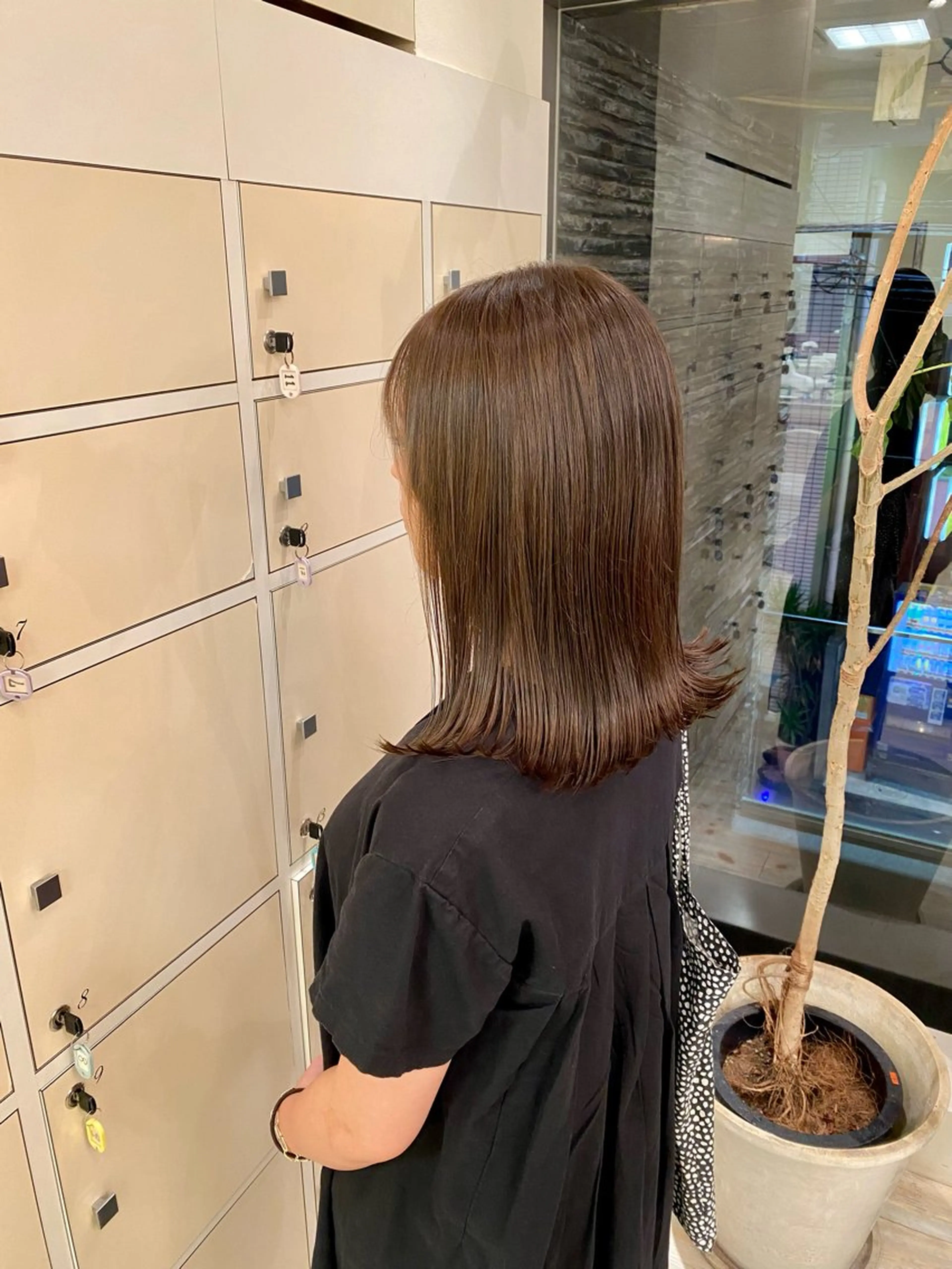 ミディアム カラー ベージュカラー 外ハネヘア 【質感調整】 🫧【艶髪】石井佑弥のヘアスタイル
