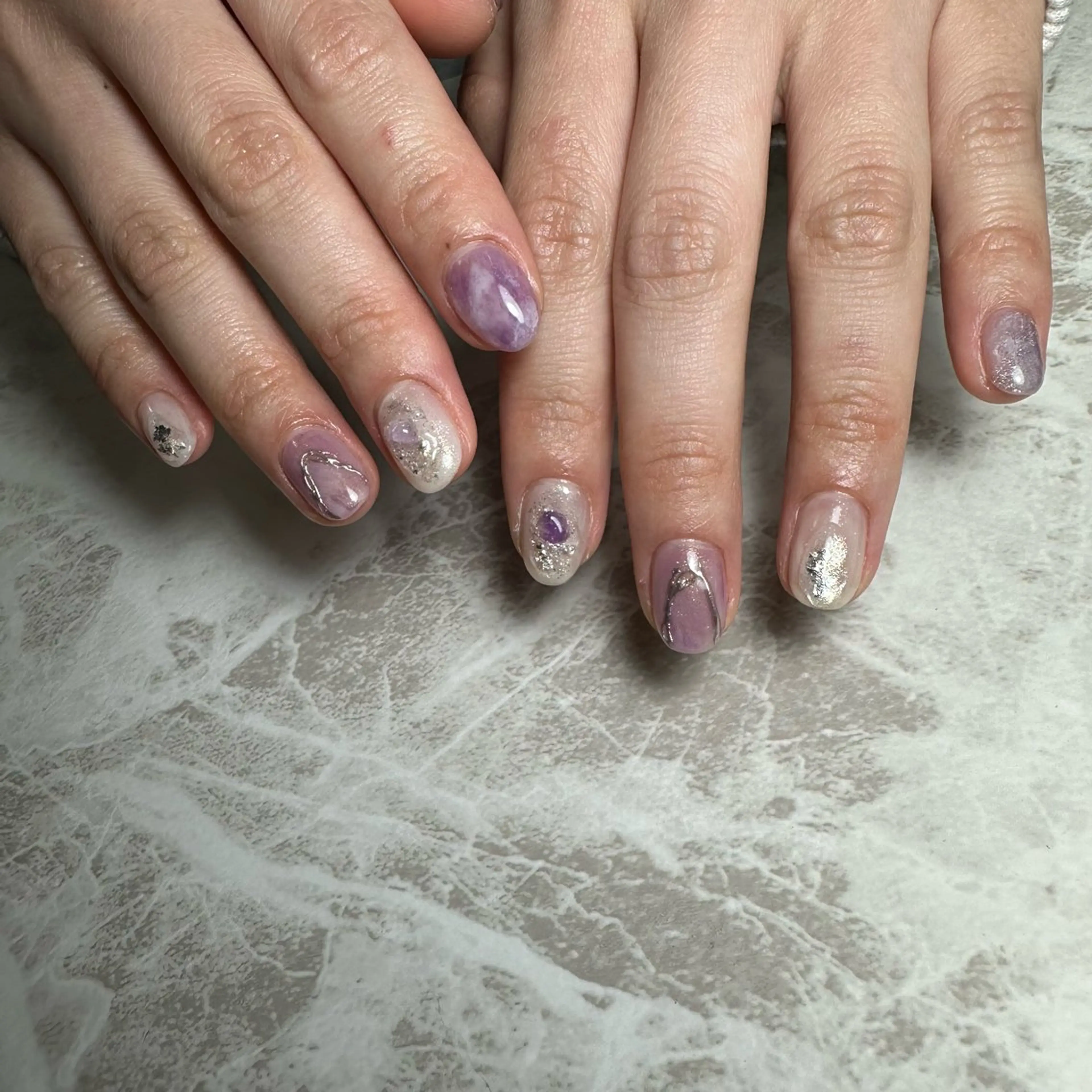 ネイル ハンドネイル repos~ルポ~所属・里見 麗のネイルデザイン