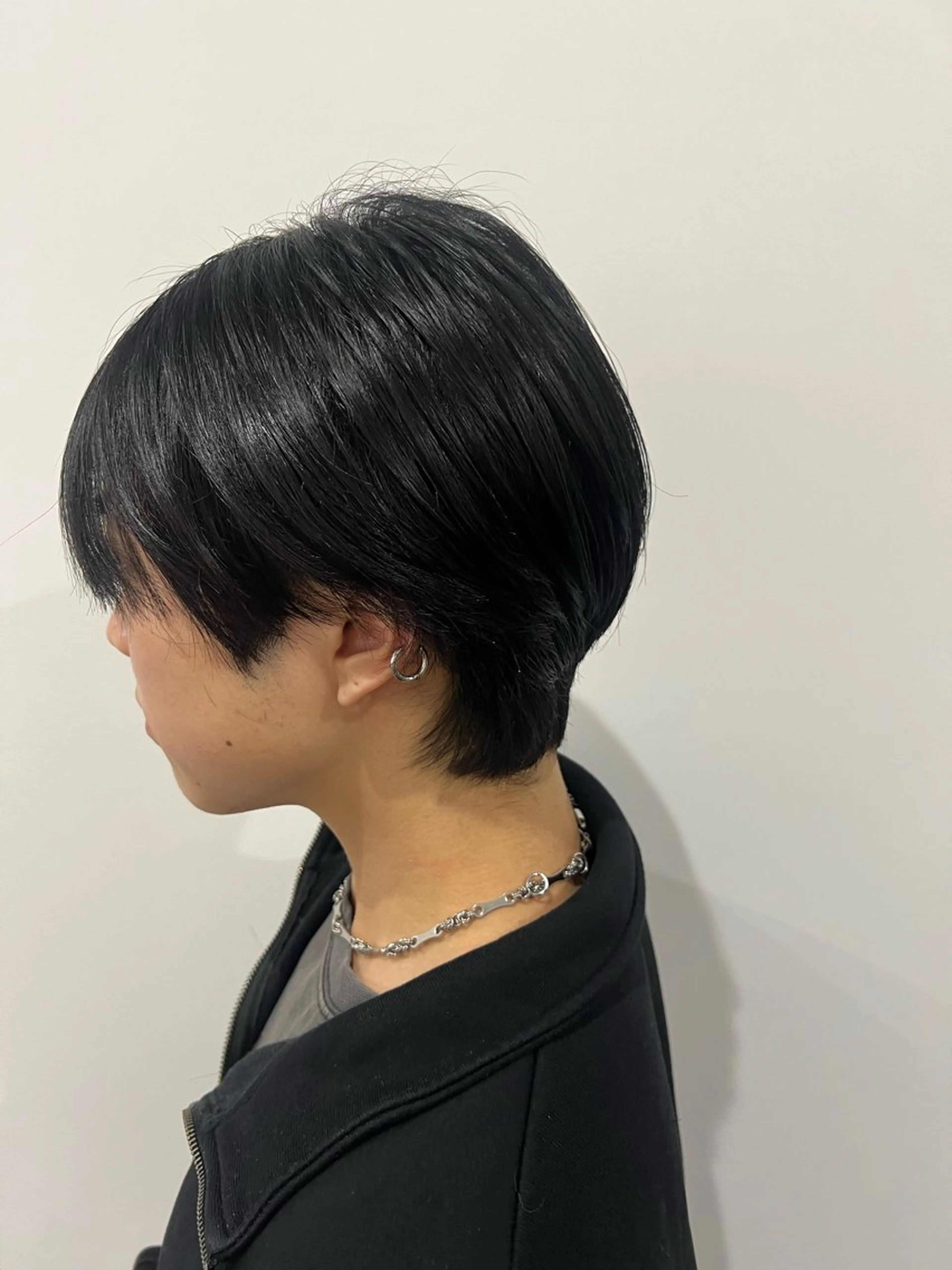 メンズ センターパート メンズ韓国風 マッシュ シースルーマッシュ カット build所属・秋山 花音のヘアスタイル