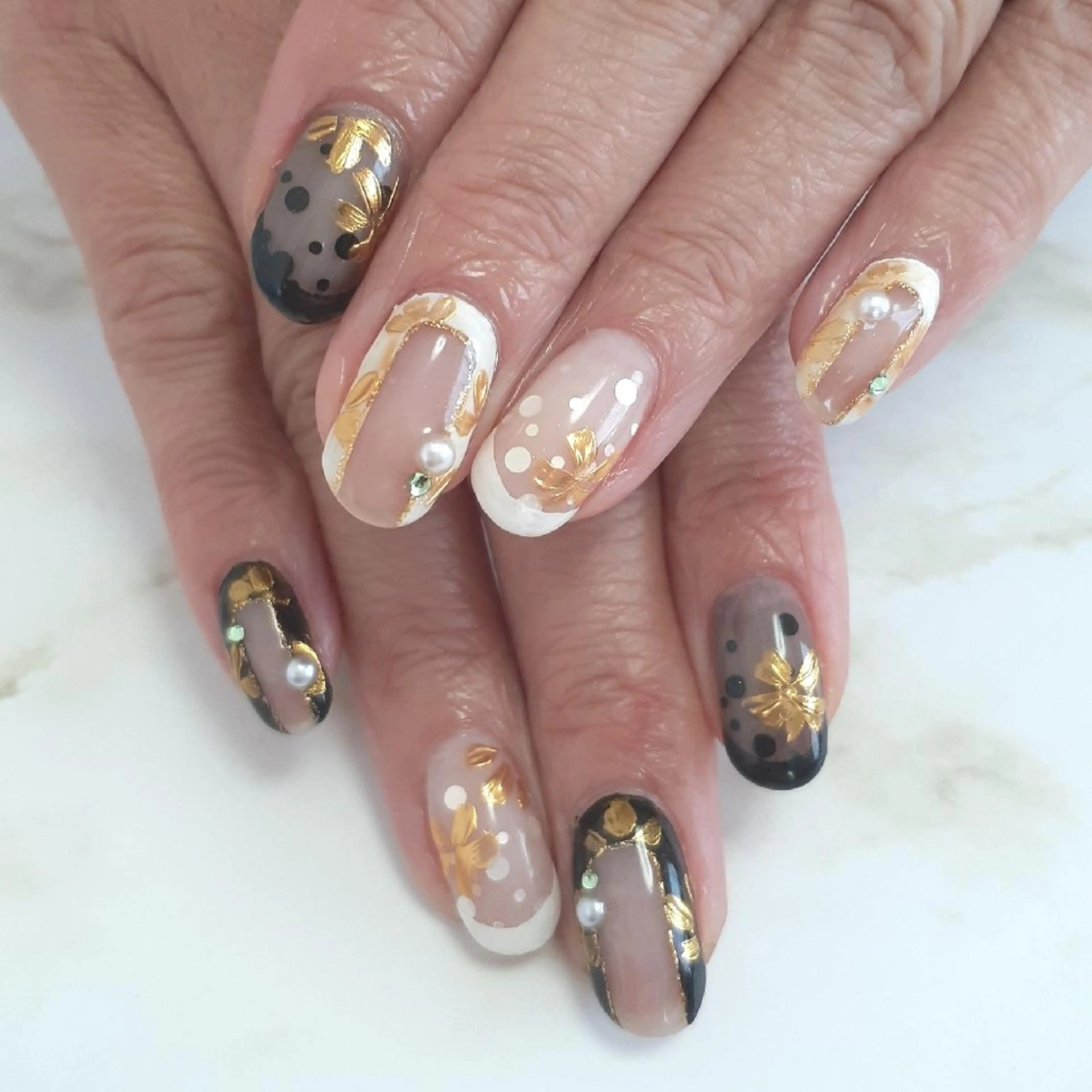 ネイル ハンドネイル 池元 真由美のネイルデザイン