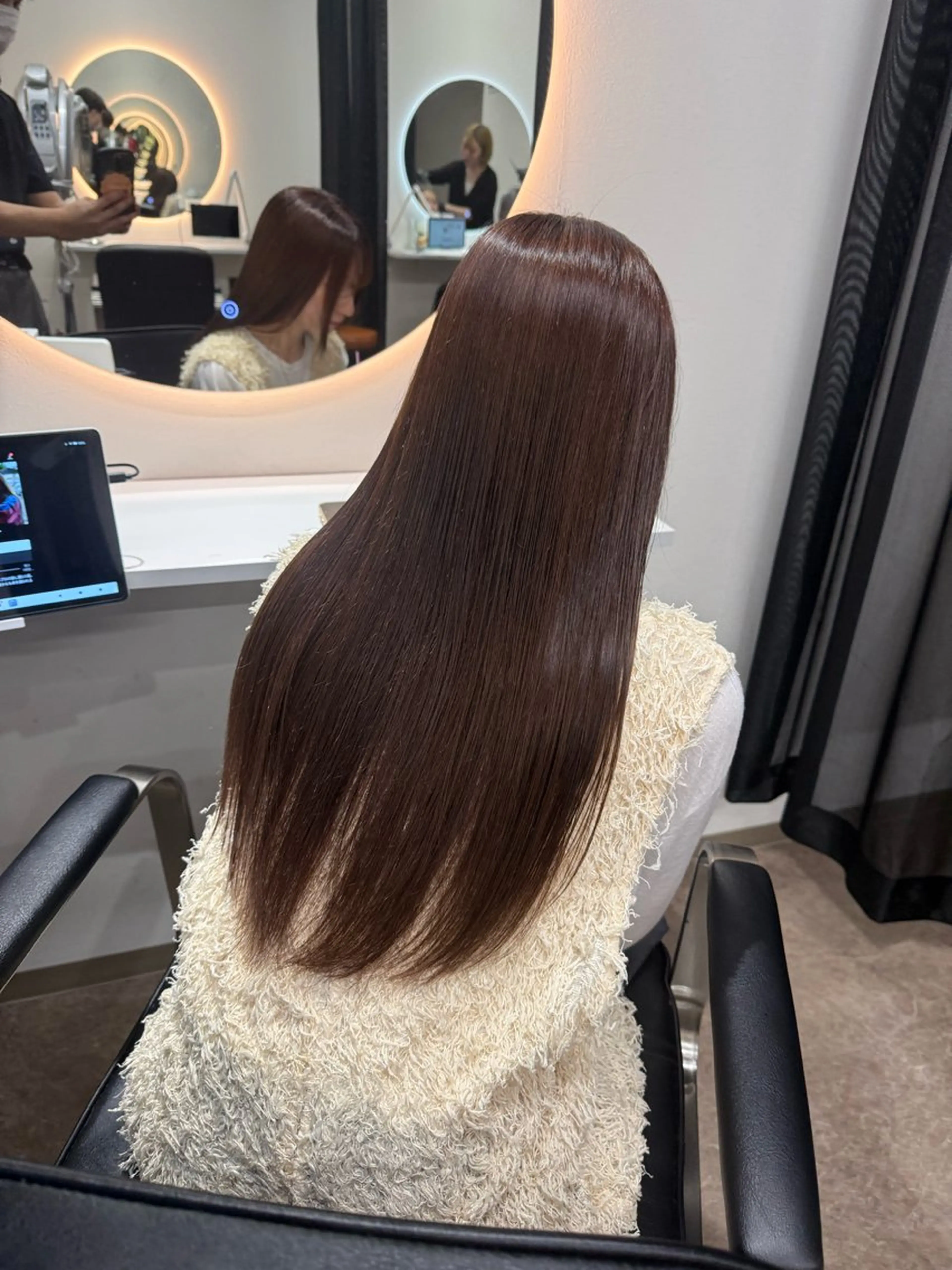 セミロング カット ヘアカラー Licol所属・髪質改善サロン Licolフリー予約のヘアスタイル