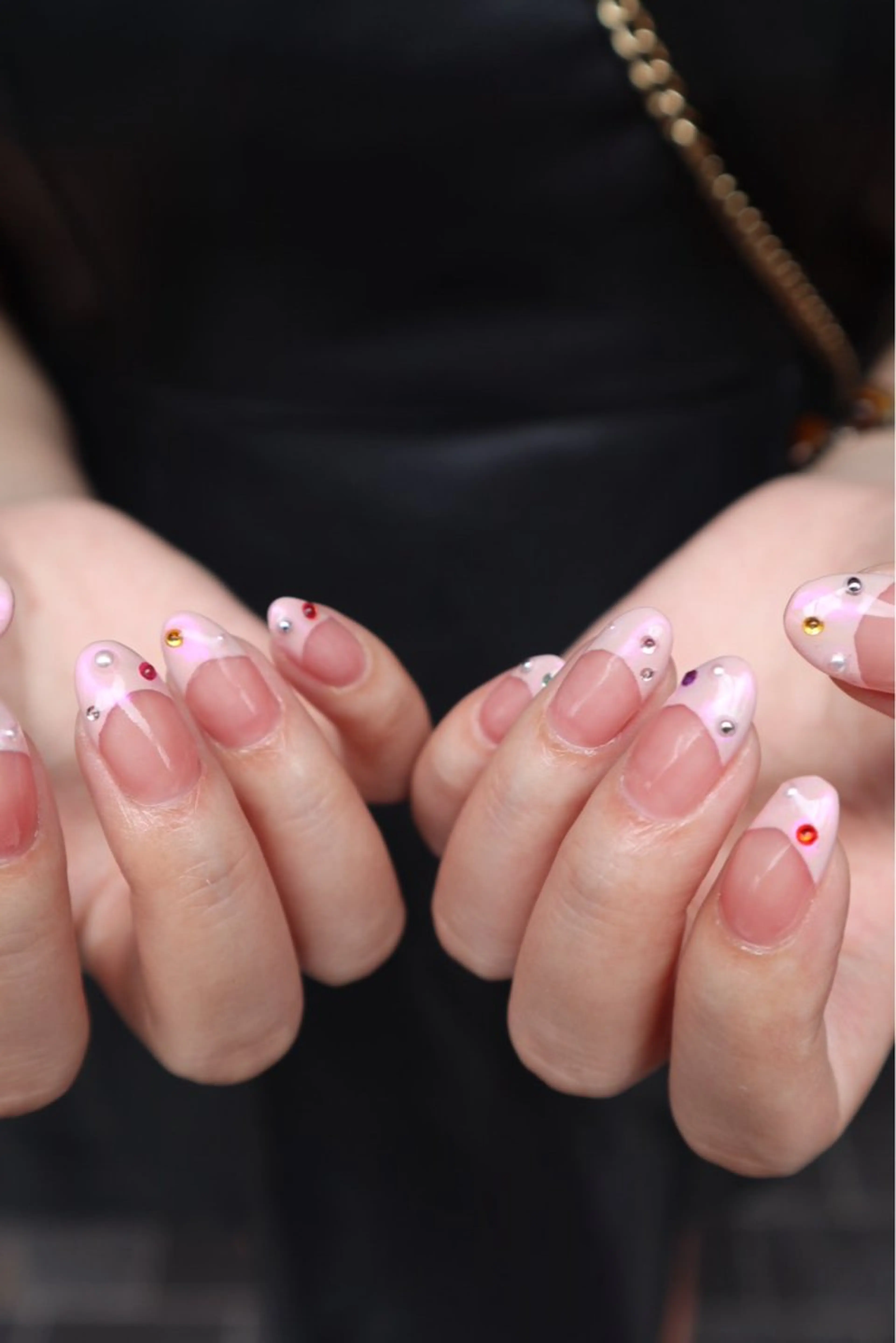 ネイル フレンチネイル ハンドネイル sister  mohawk所属・chika ／ nailのネイルデザイン