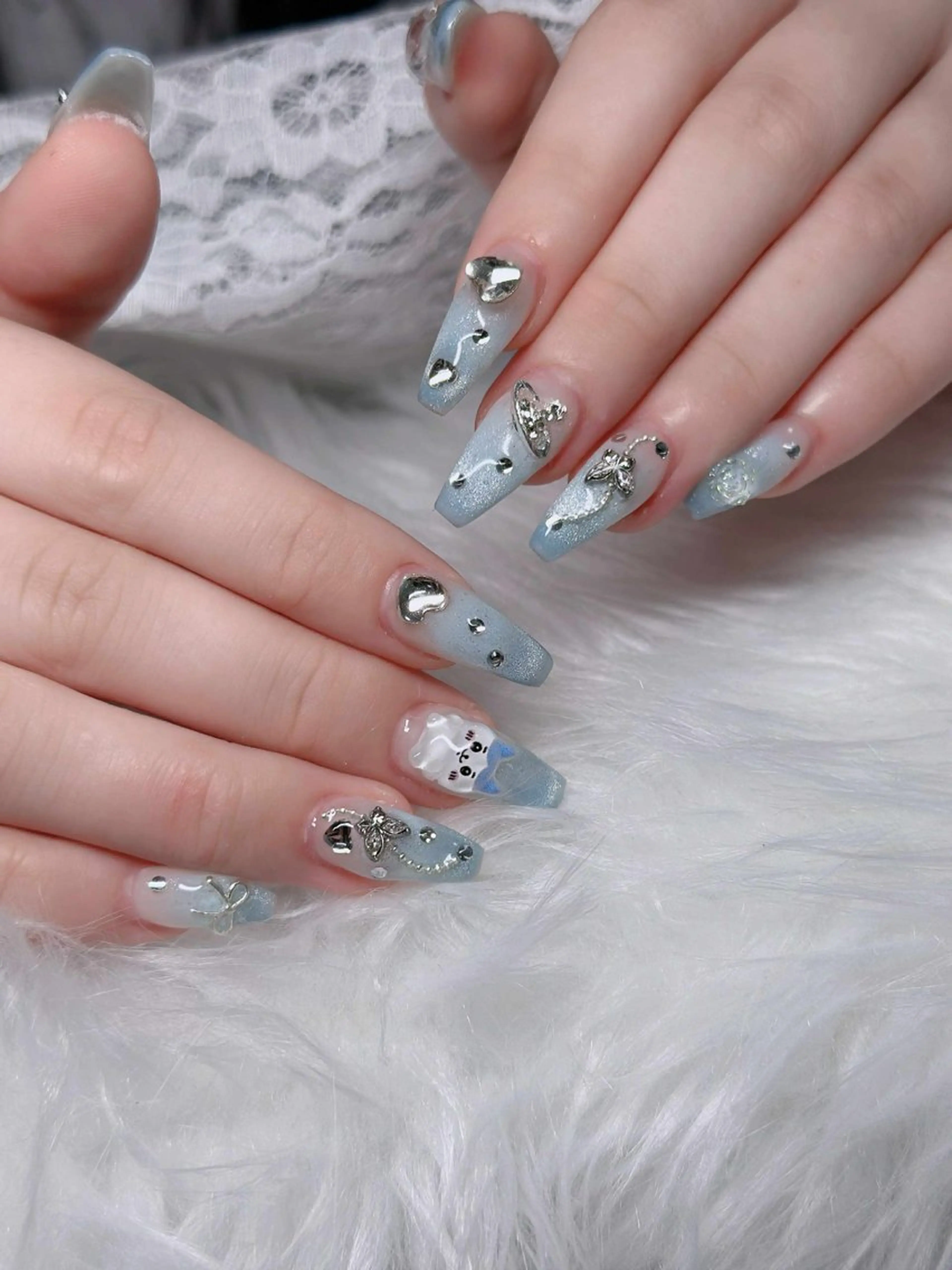 ネイル フレンチネイル ジェルネイル ガラスフレンチ ハロウィン ハート H.baby nail所属・H.baby Nail Salonのネイルデザイン