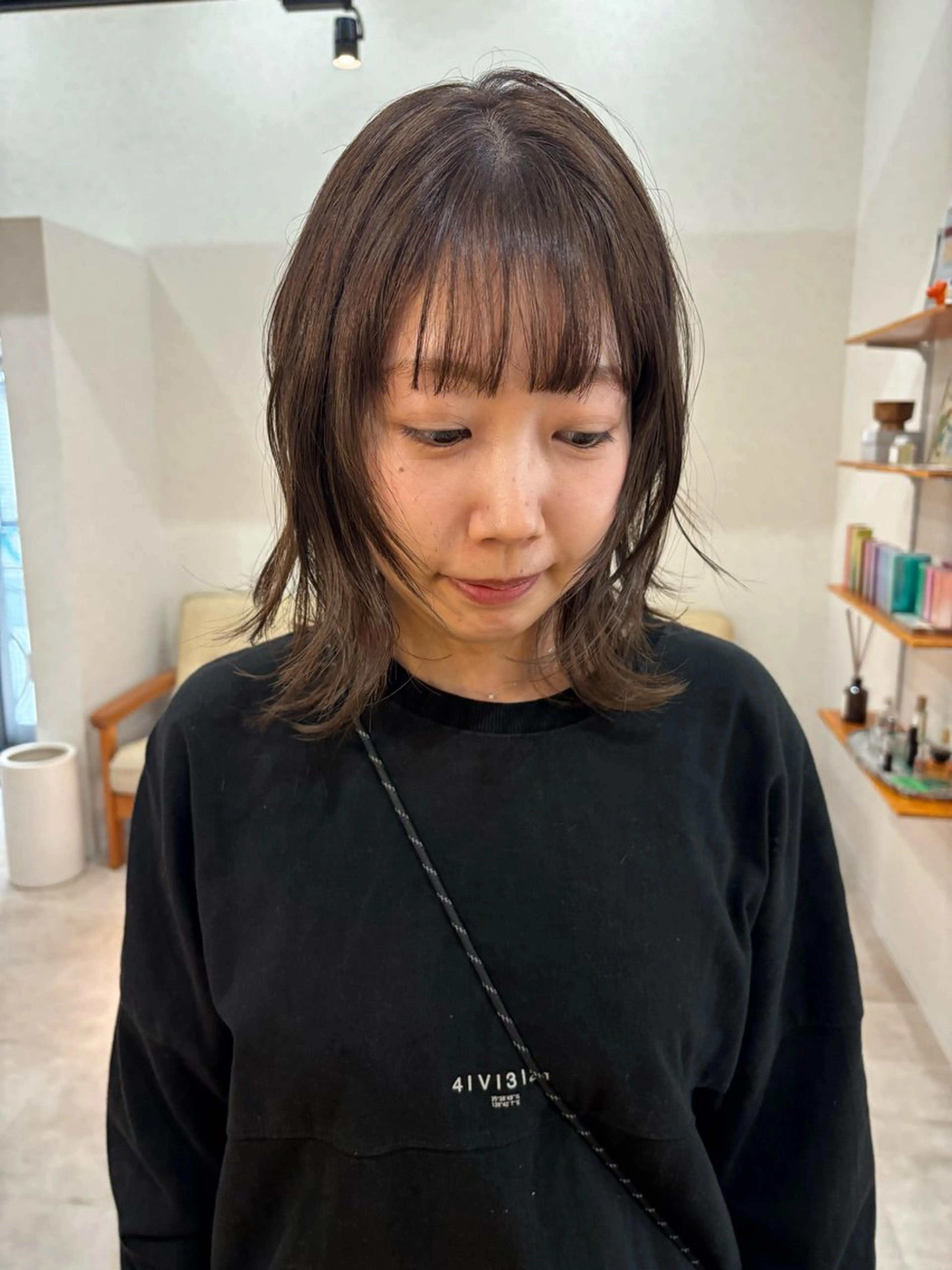 ミディアム カラー カット ヘアカラー トリートメント en,所属・en,似合わせカット /ボブ/透明感カラーのヘアスタイル
