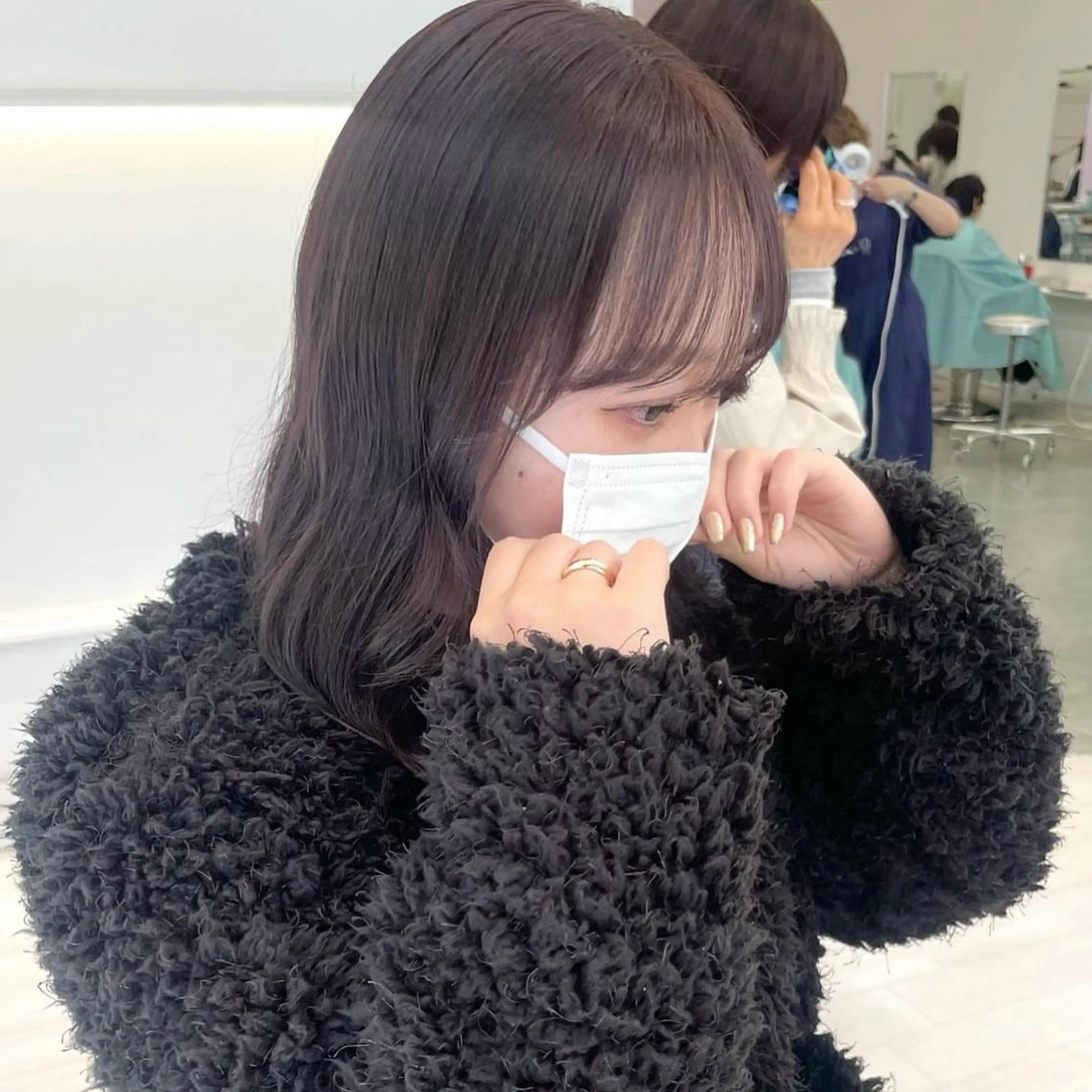 ミディアム カラー ブリーチ グレージュ ハイトーンカラー ラベンダーカラー ラベンダーグレージュ ヘアカラー ParveMix いしいまお🌼のヘアスタイル