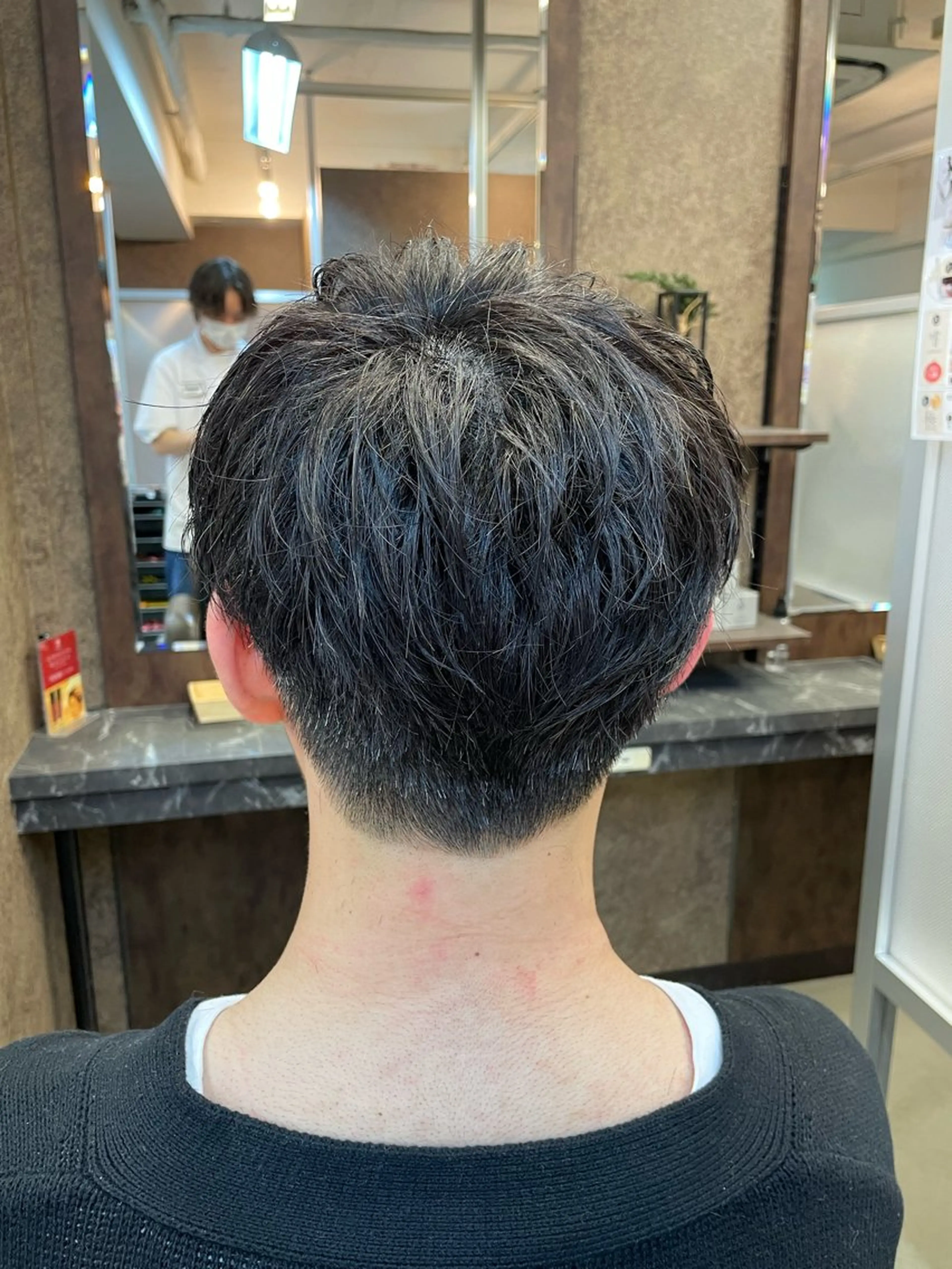ショート メンズ マッシュ 刈り上げ メンズパーマ特化 カバヤマ　リョウのヘアスタイル
