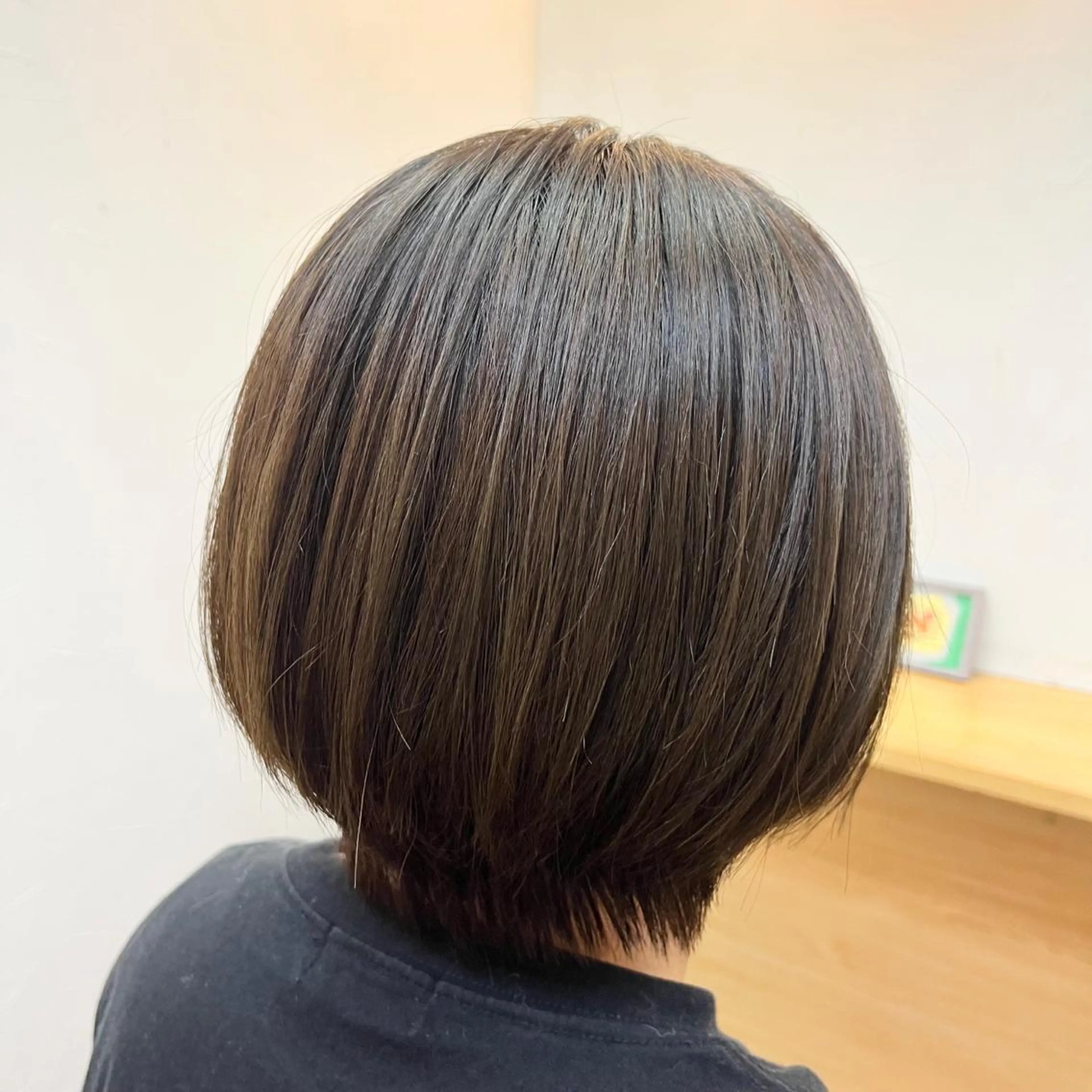 ショート ショートボブ ボブ くびれヘア ショートヘア イッツ！登戸店所属・冨田 豊のヘアスタイル