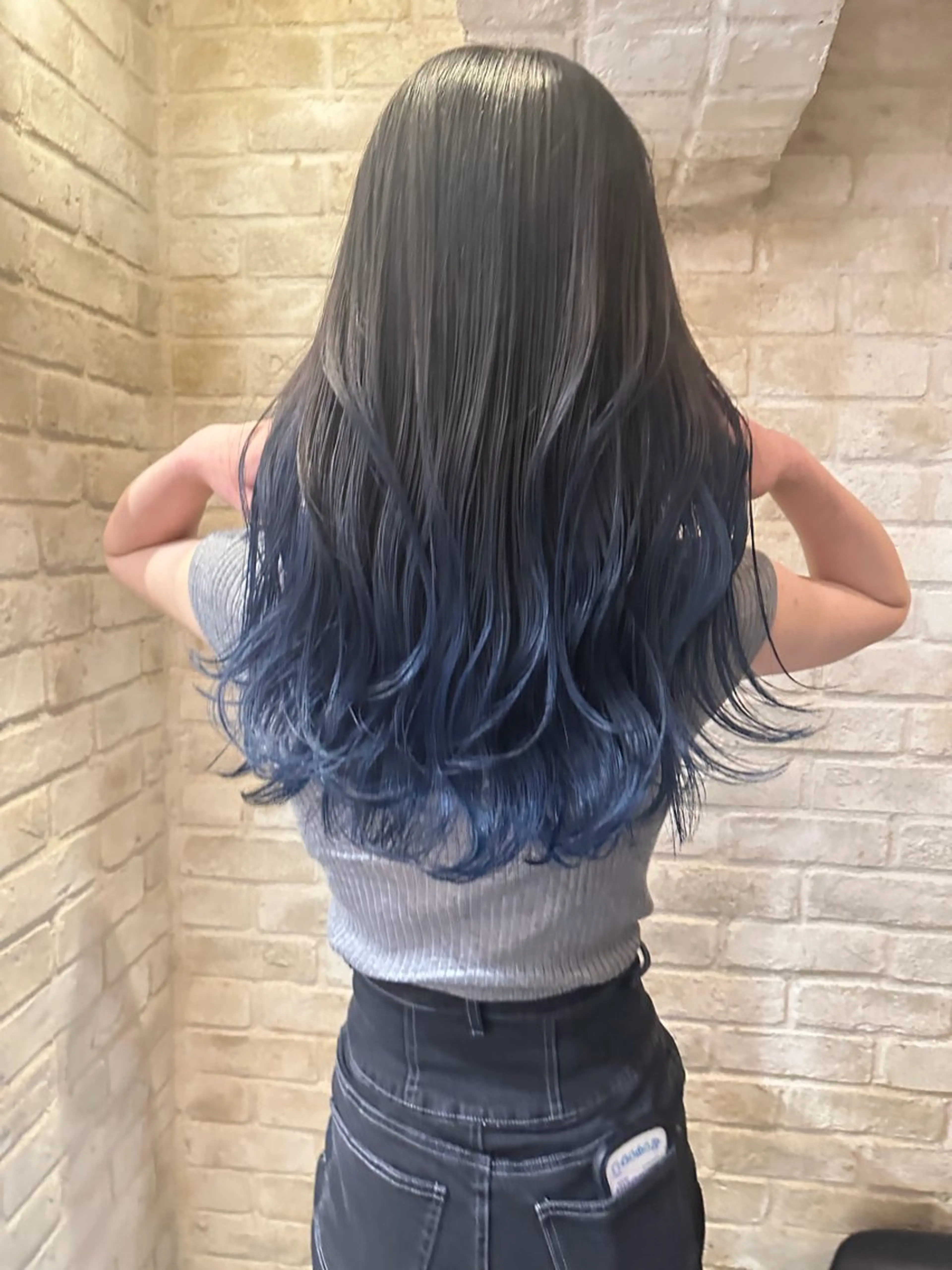 ロング ハイトーン/渋谷 かわいみきとのヘアスタイル