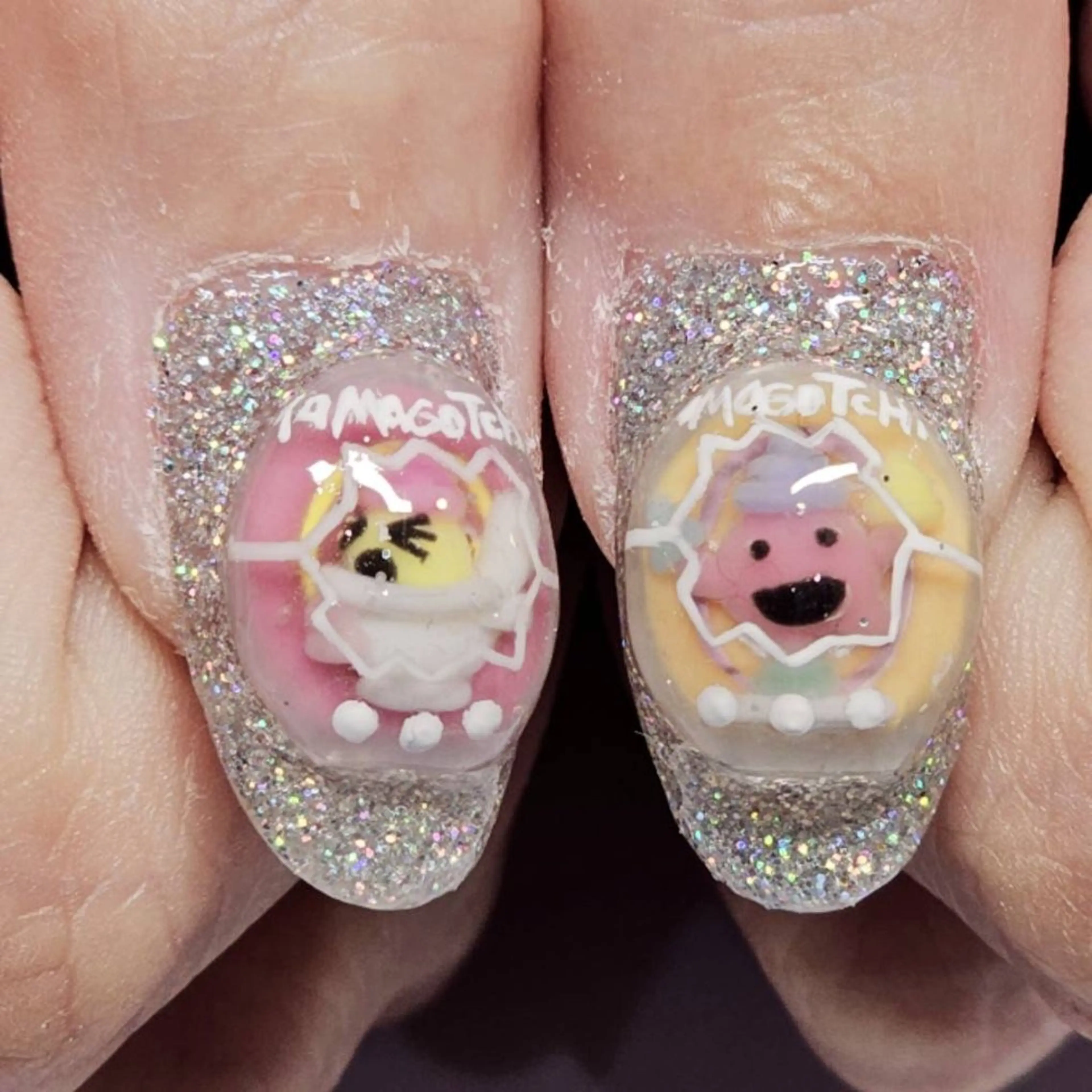 ネイル アートネイル オーロラネイル ラメ(グリッター) ワンカラーネイル シルバー ハンドネイル よしだ ひろきのネイルデザイン