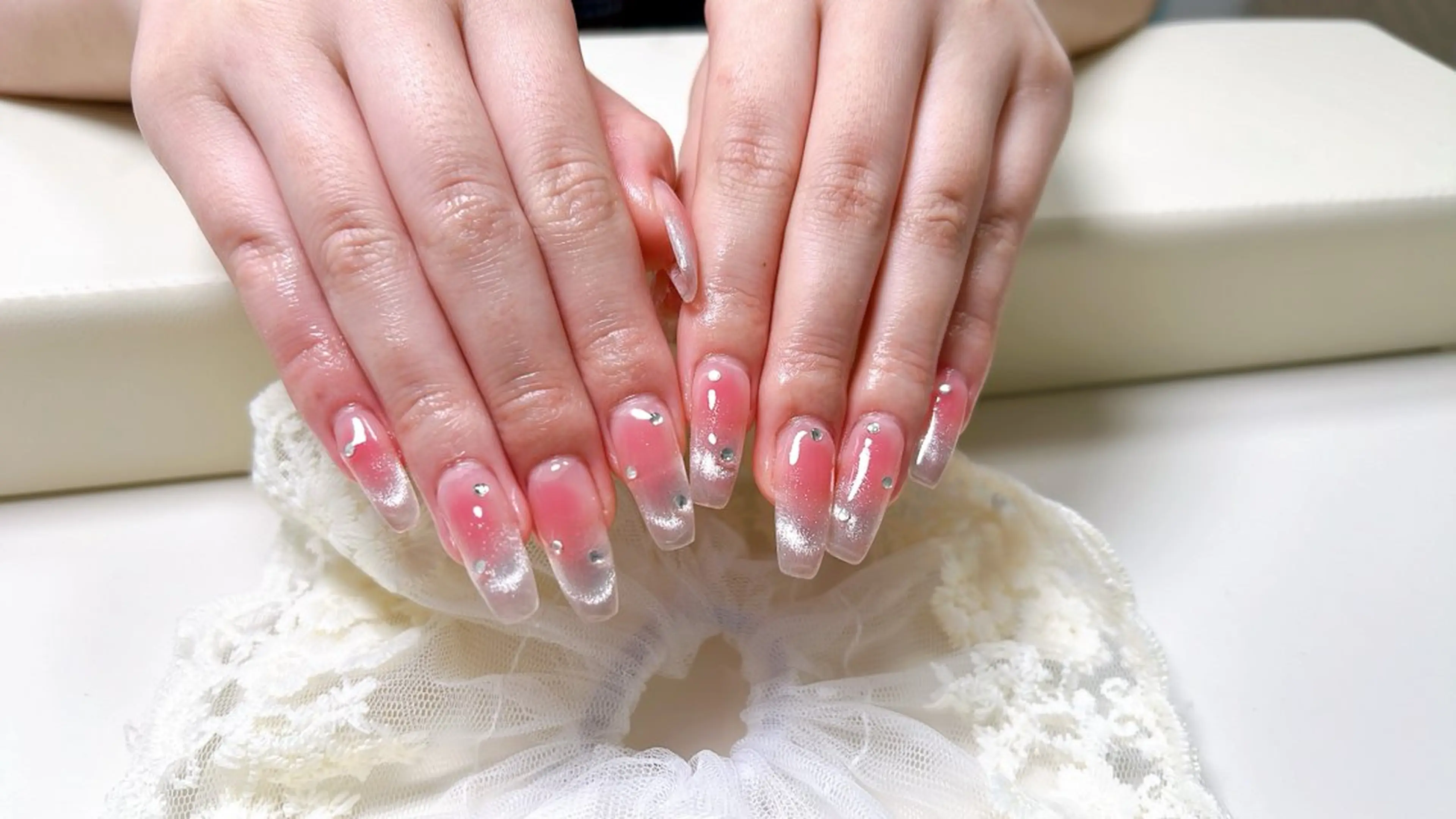 オフ込み🌸チップ長さだしトレンド＋ストーンつけ放題の写真