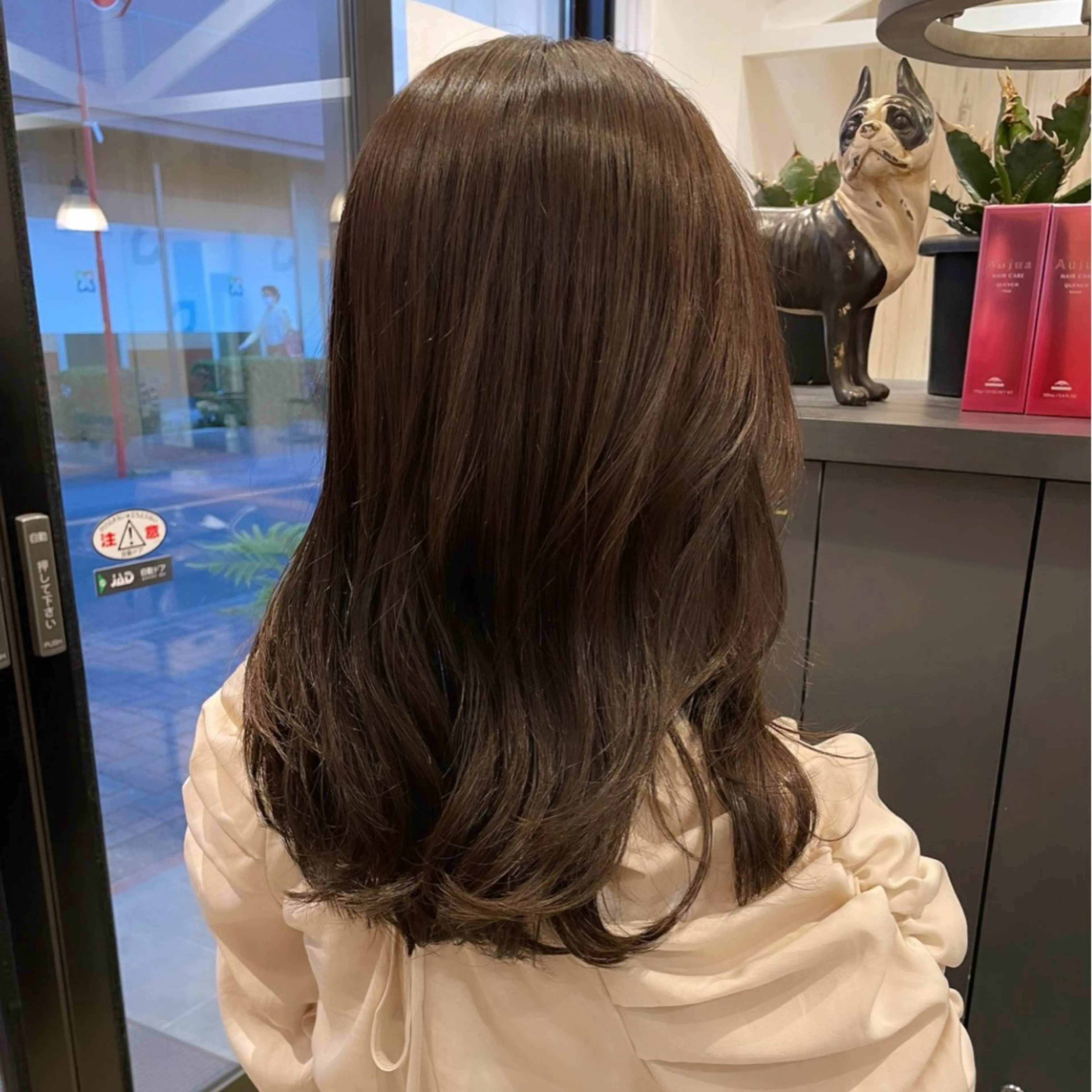 ロング カット ヘアカラー 細沼 葵のヘアスタイル