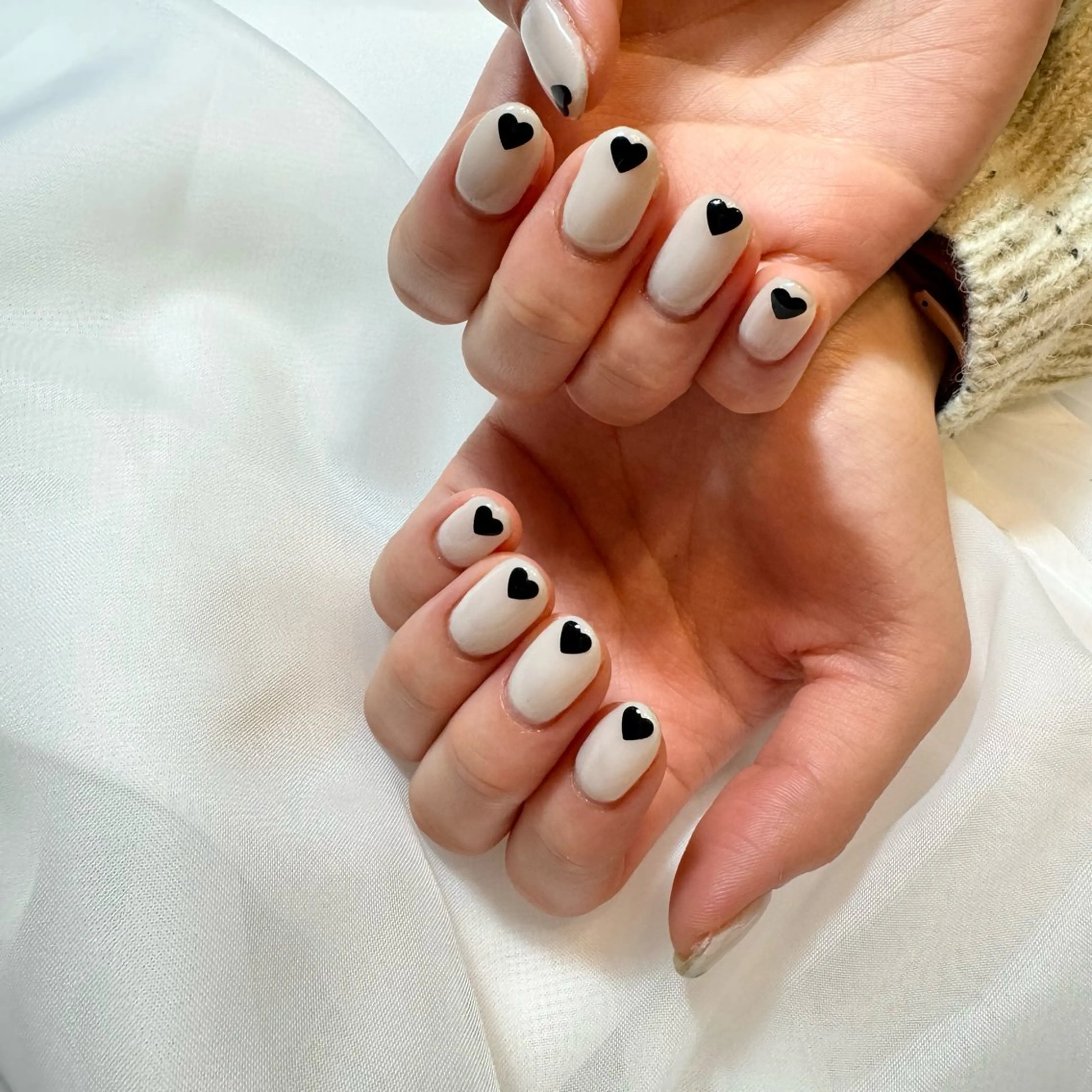 ネイル Aulu'bネイル ボディージュエリーのネイルデザイン