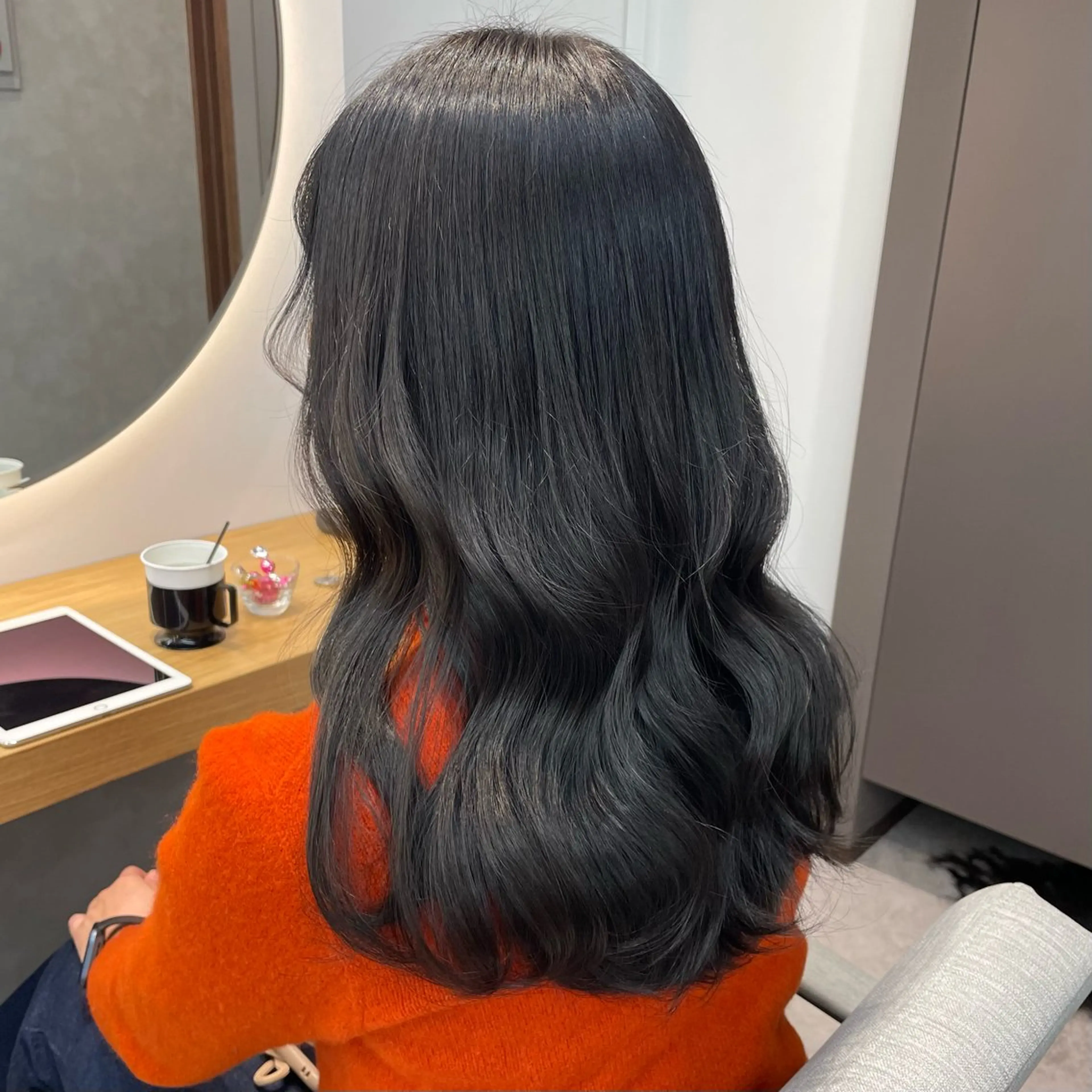 カラー 黒髪 澤 佑華 🎀 透明感カラーのヘアスタイル
