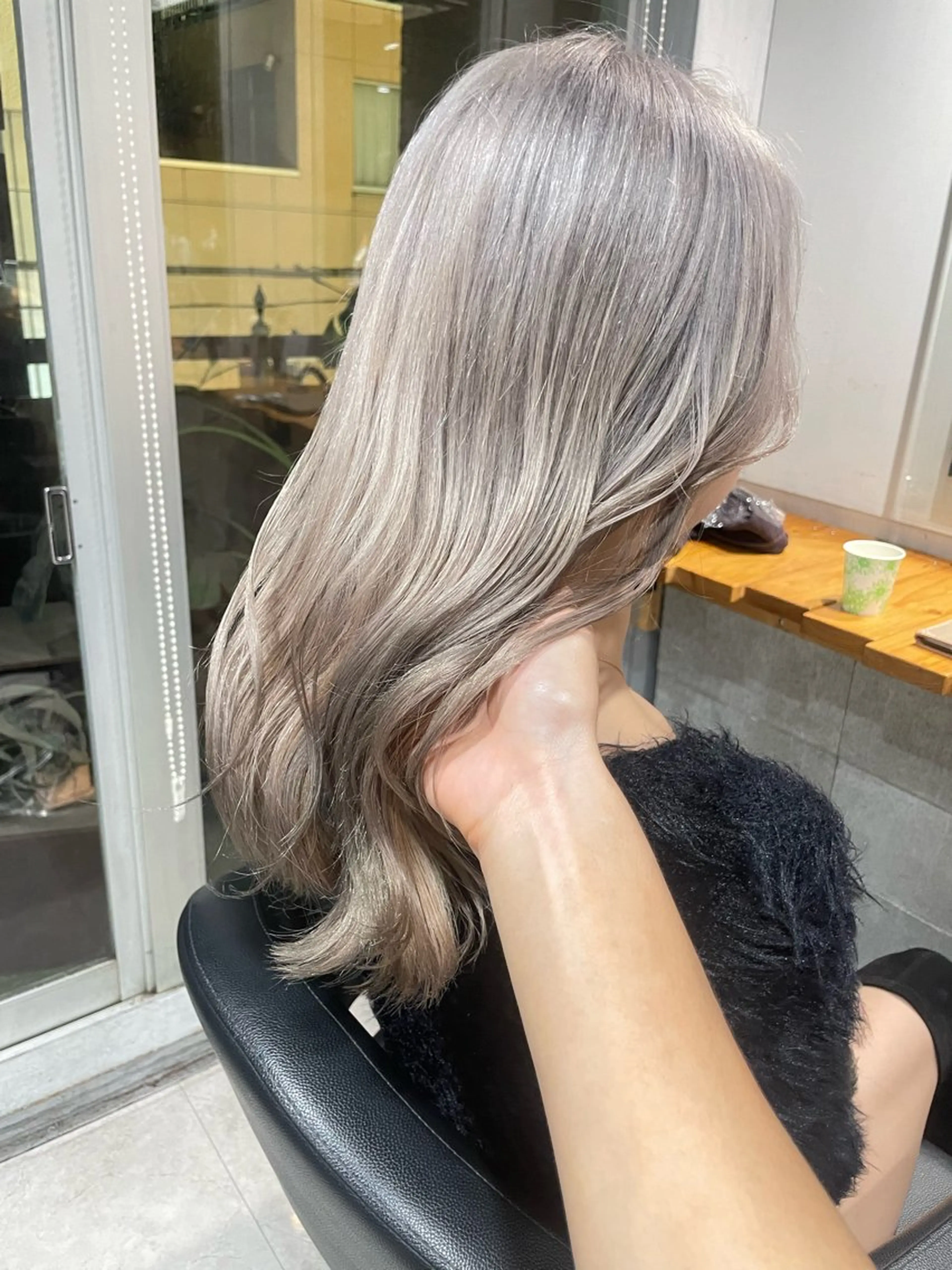 ロング カラー ヘアカラー トリートメント ヘッドスパ ヘアセット 🦋ハイトーンボブ ショート🦋トシキのヘアスタイル
