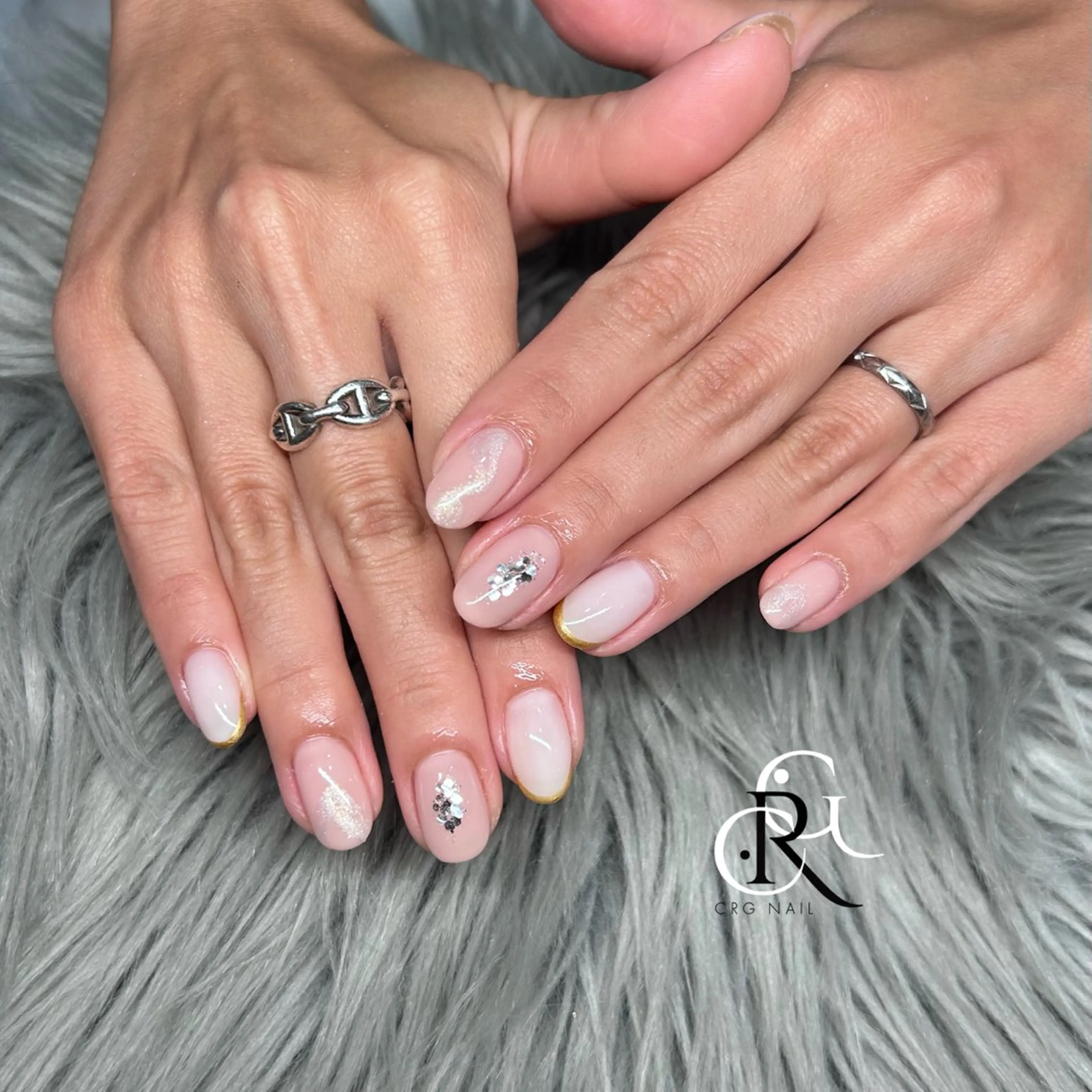 ミディアム ハンドネイル CRGNAIL RENAのネイルデザイン