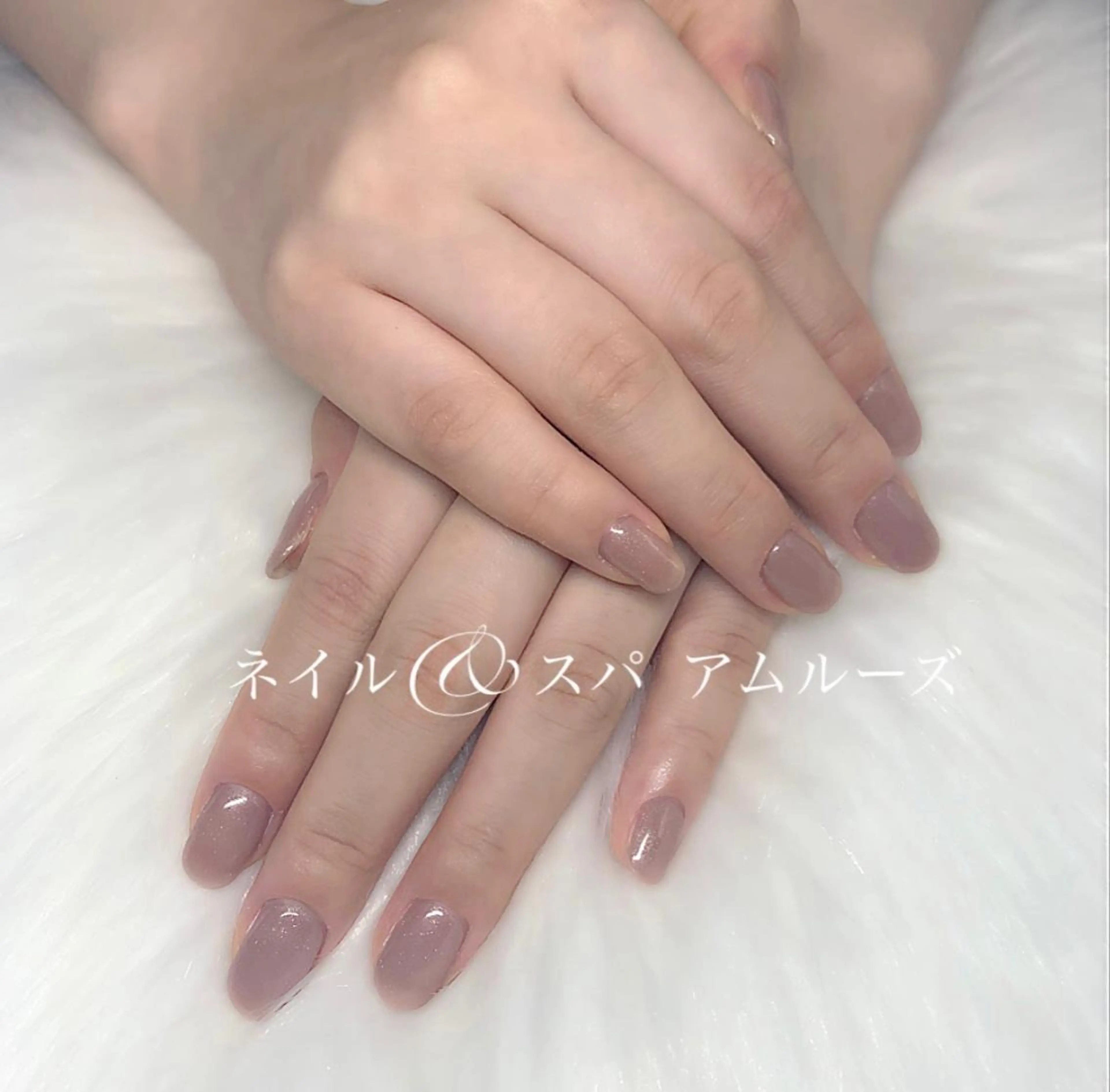 ネイル ブラウン オフィスネイル ワンカラーネイル シンプルネイル Amoureuse KARENのネイルデザイン