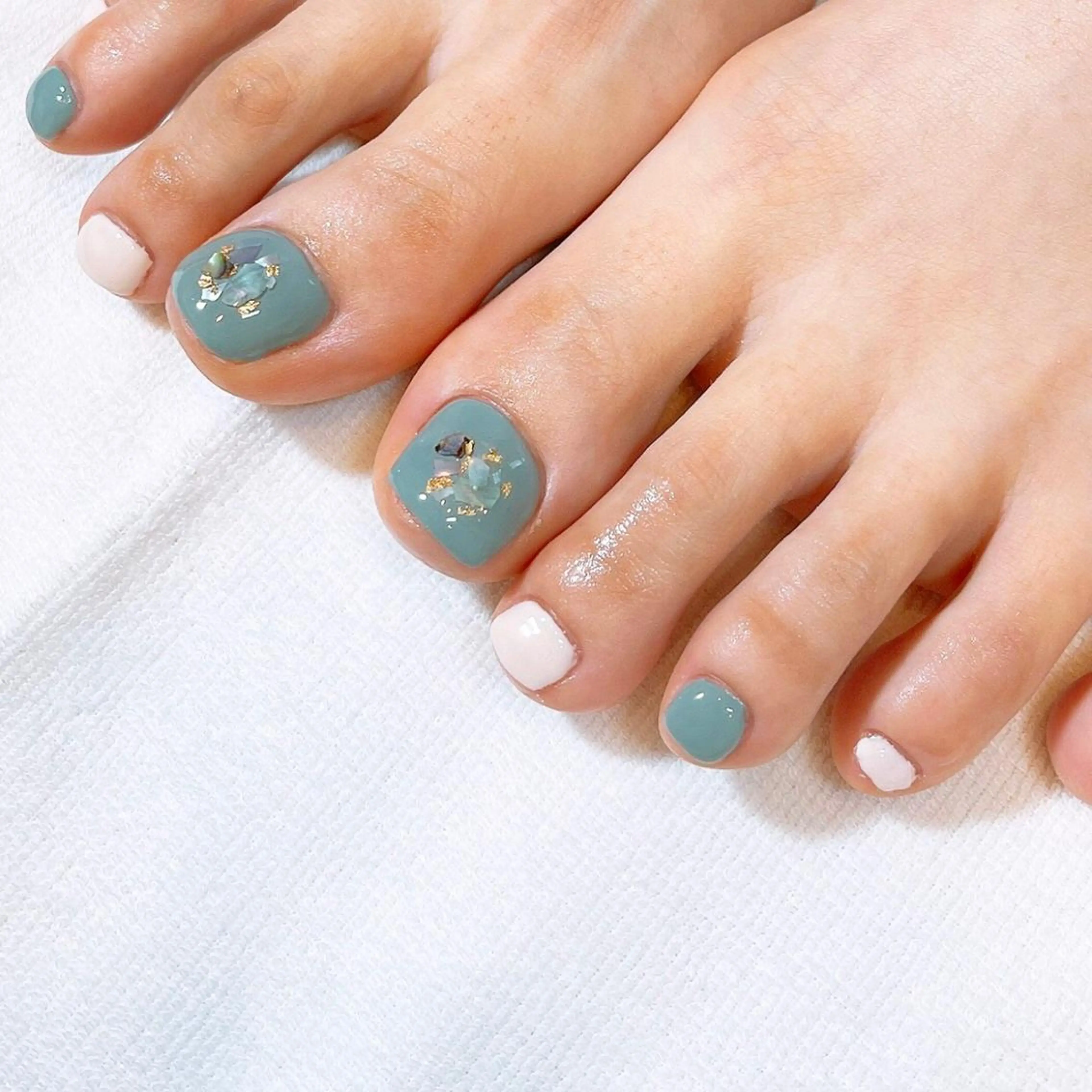 ネイル フットネイル MISAKO nailのネイルデザイン