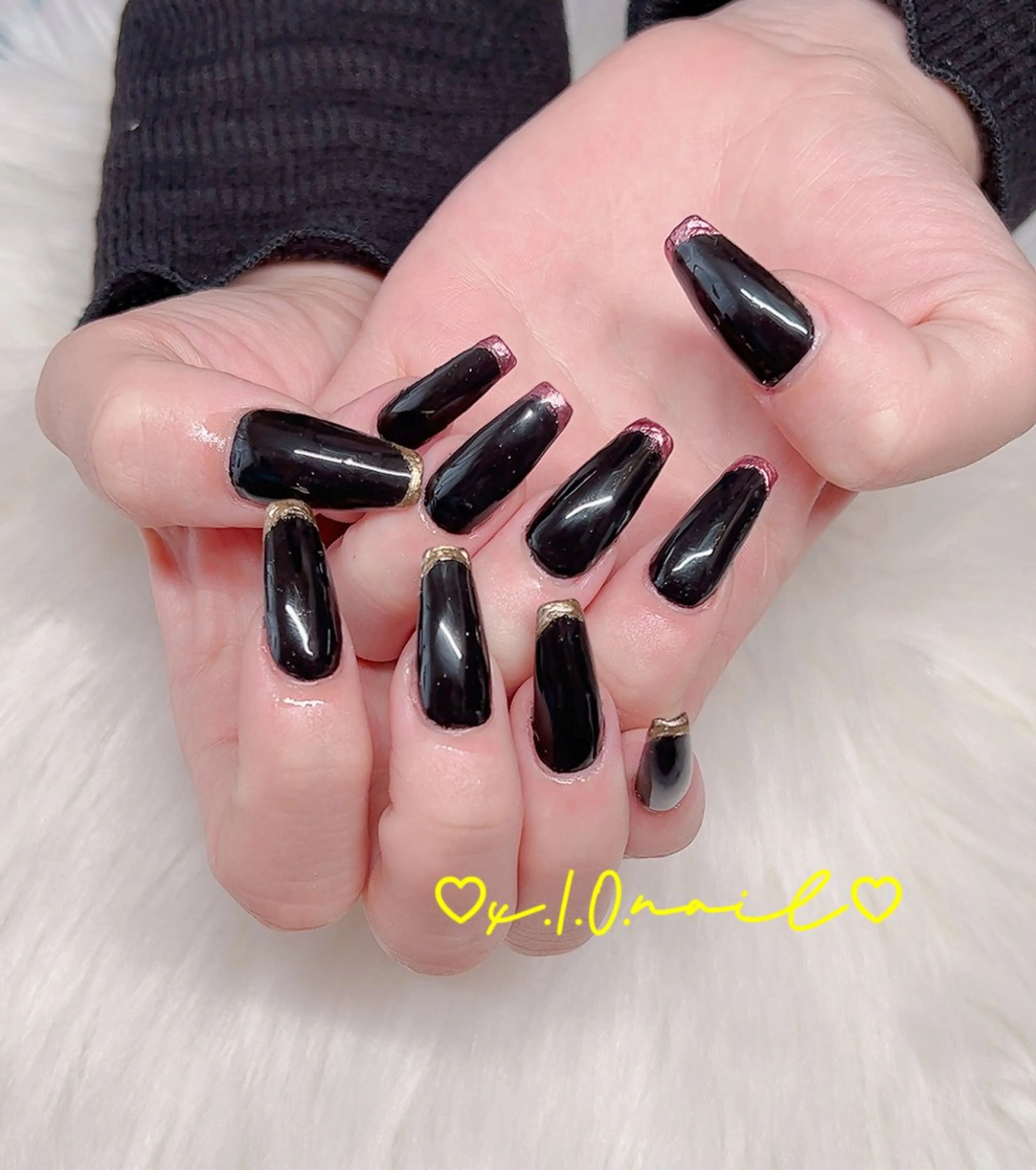 ネイル アニマル柄 アートネイル ミラーネイル ニュアンスネイル スカルプネイル ハンドネイル x.1.0.nail ♡Cのネイルデザイン