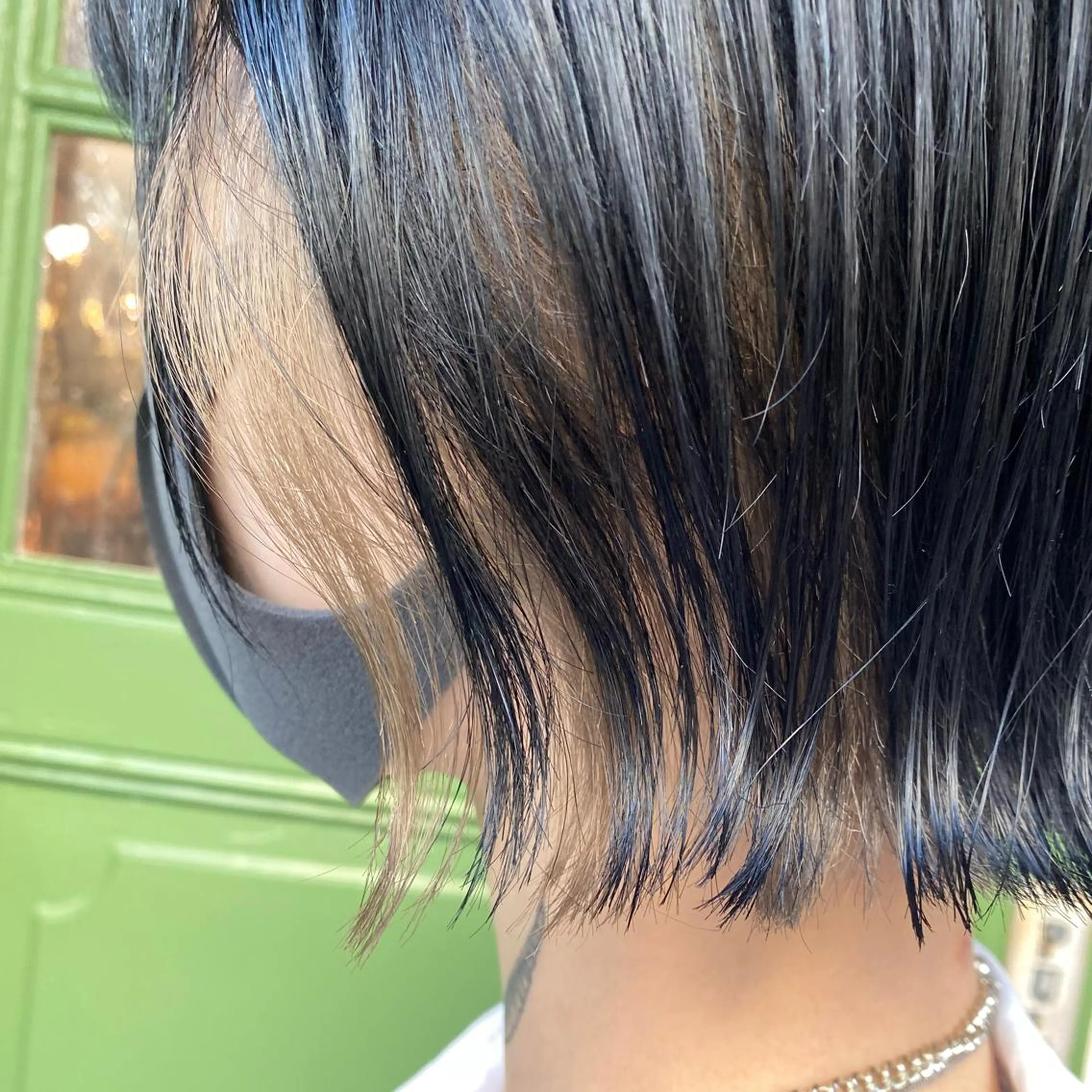 ショート カラー ブリーチ ブロンド インナーカラー カット ヘアカラー トリートメント ヘッドスパ BRITS 渡辺 菜々子のヘアスタイル