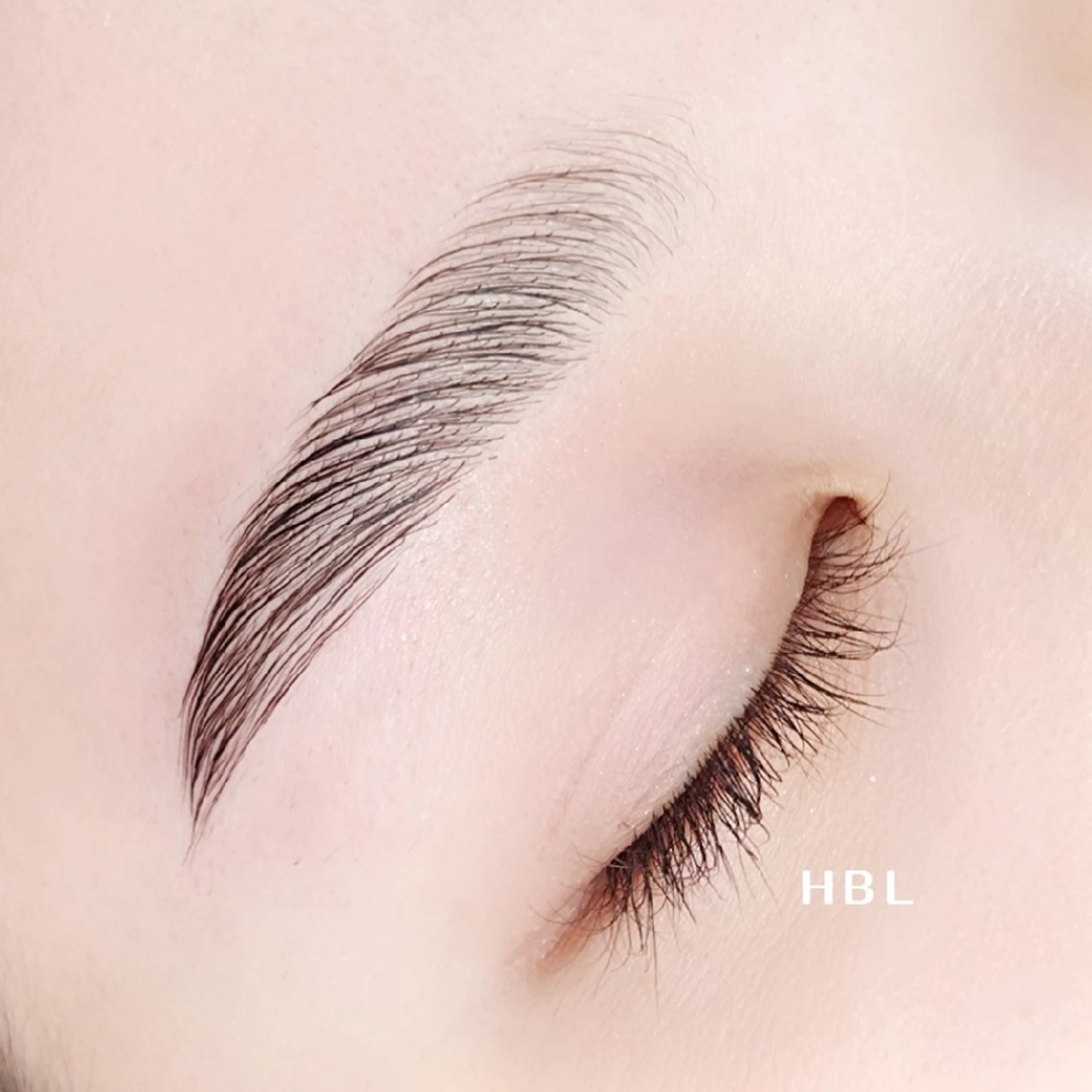 アイブロウ ワックス脱毛 眉カット その他(アイブロウ) Hi salon erikaの眉毛・アイブロウイメージ