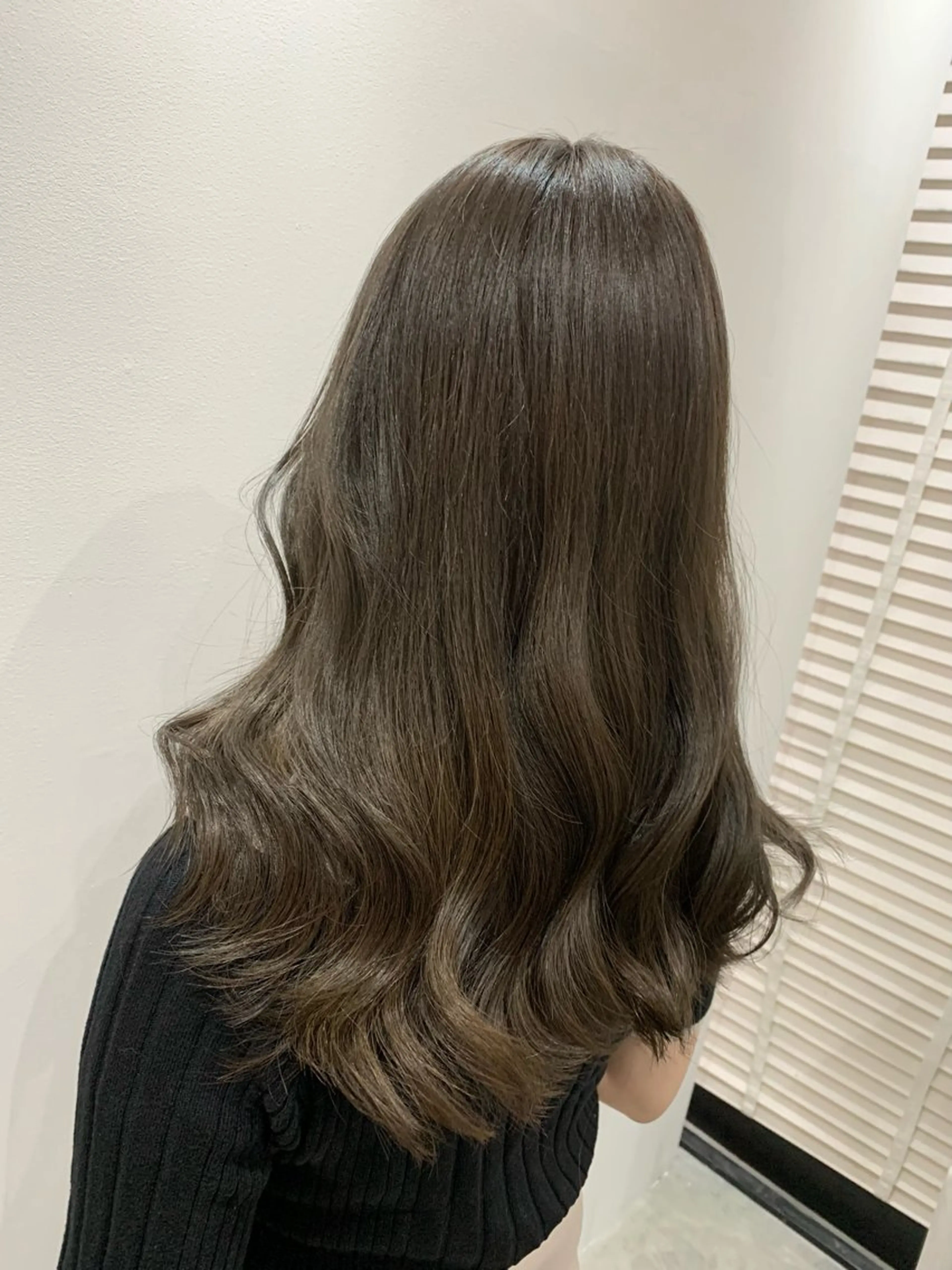 ロング ヘアカラー LITTLE _KATOのヘアスタイル