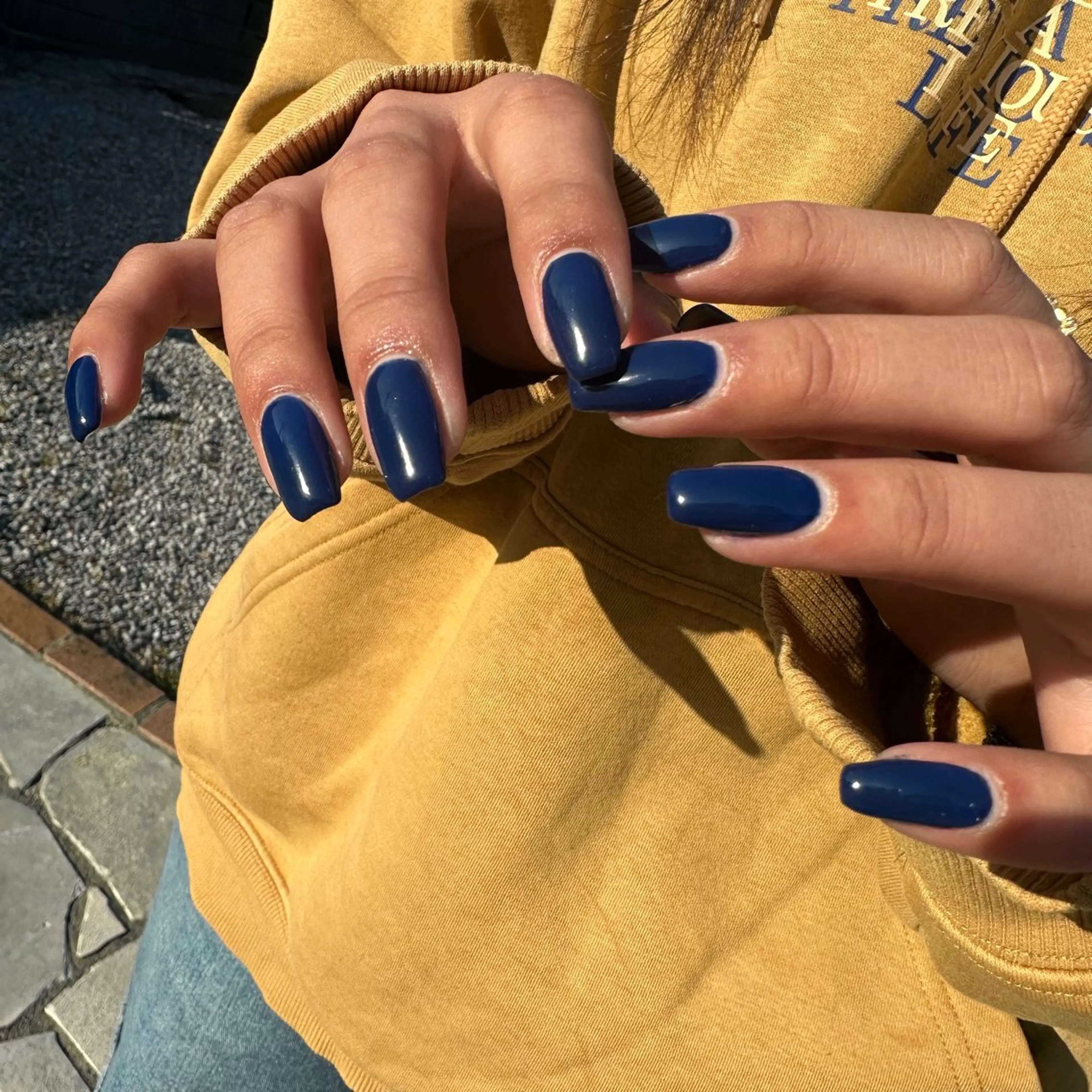 ネイル ネイビー ワンカラーネイル ハンドネイル nailsalon soie所属・soie/ YAEのネイルデザイン