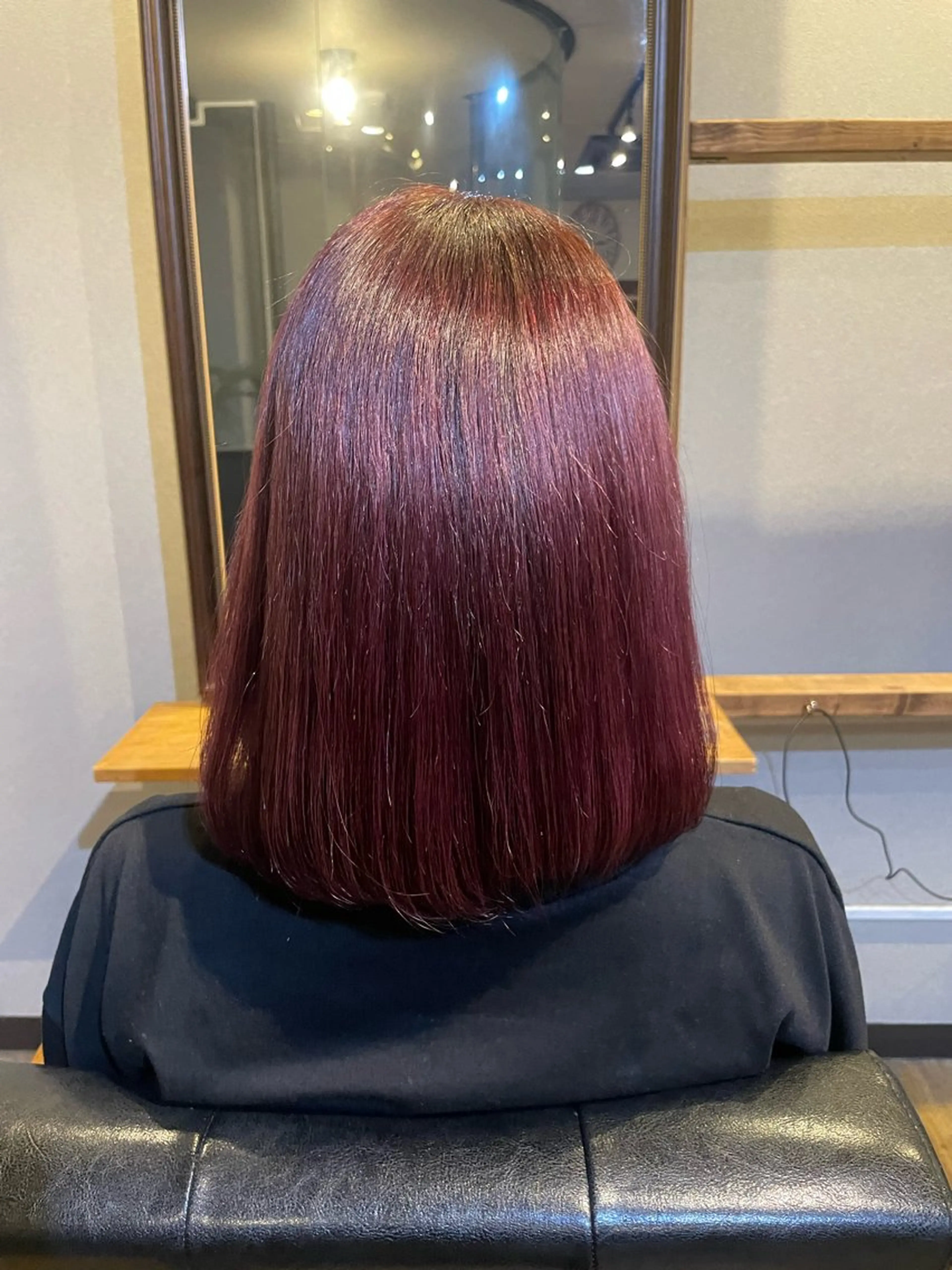 ミディアム カラー ブリーチ ブリーチなしカラー ピンクカラー ヘアカラー MIKA 💫艶透明感カラーのヘアスタイル