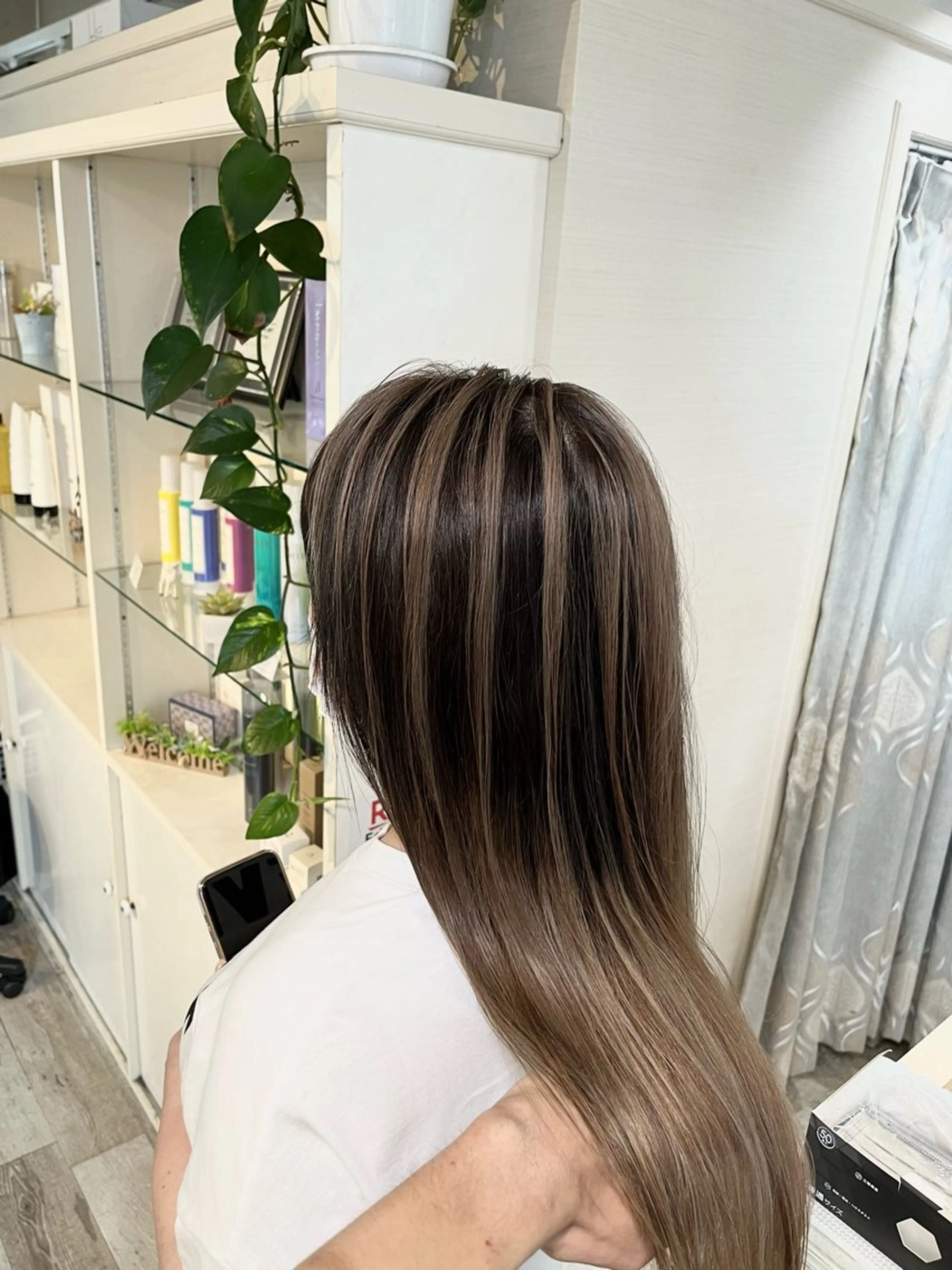 ロング カラー バレイヤージュ ブリーチ レイヤーカット カット ヘアカラー カラー特化美容師 なかもと たつひろのヘアスタイル