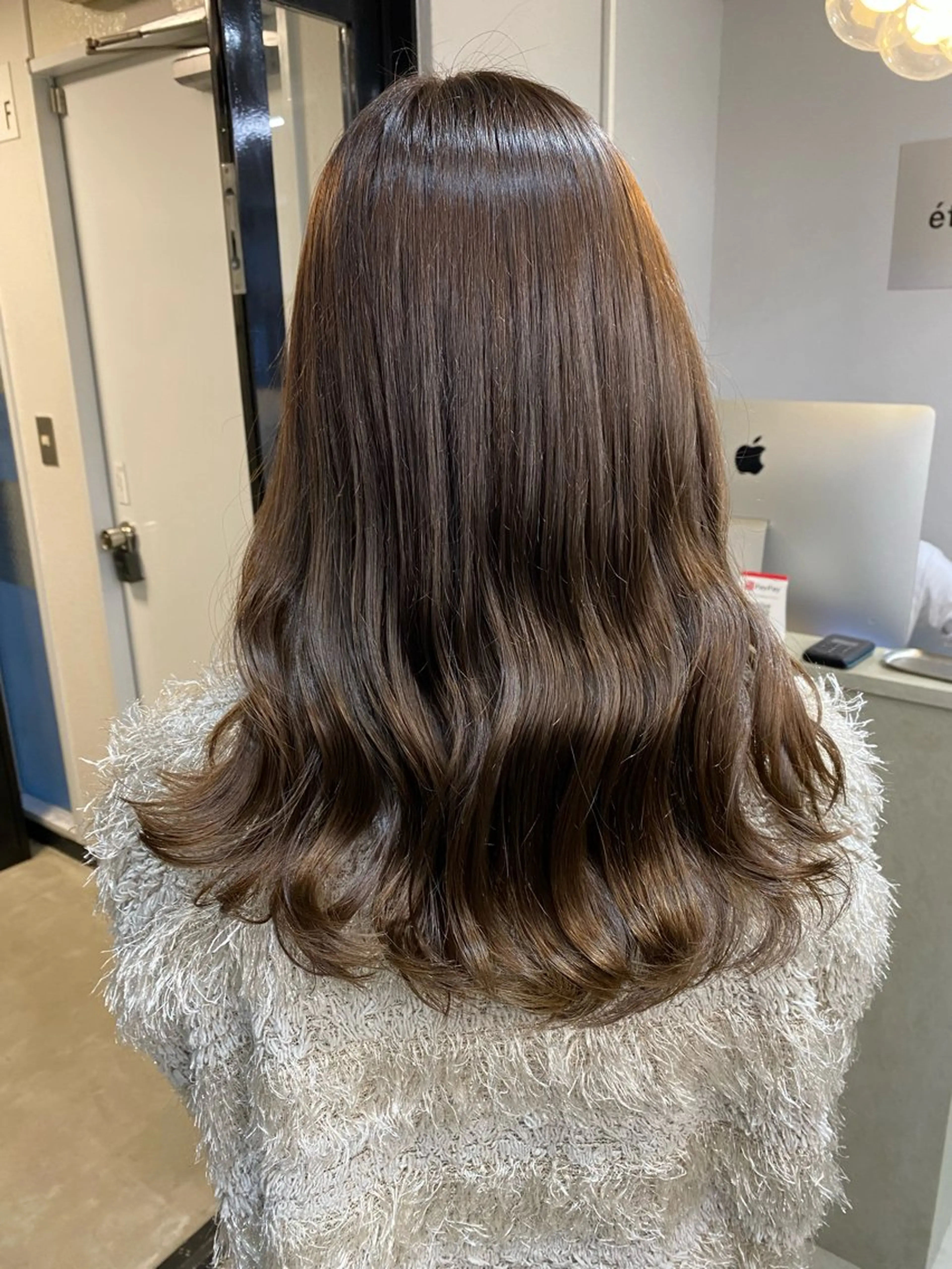 セミロング カラー ベージュカラー 透明感カラー カット ヘアカラー トリートメント 佐藤 侑哉のヘアスタイル