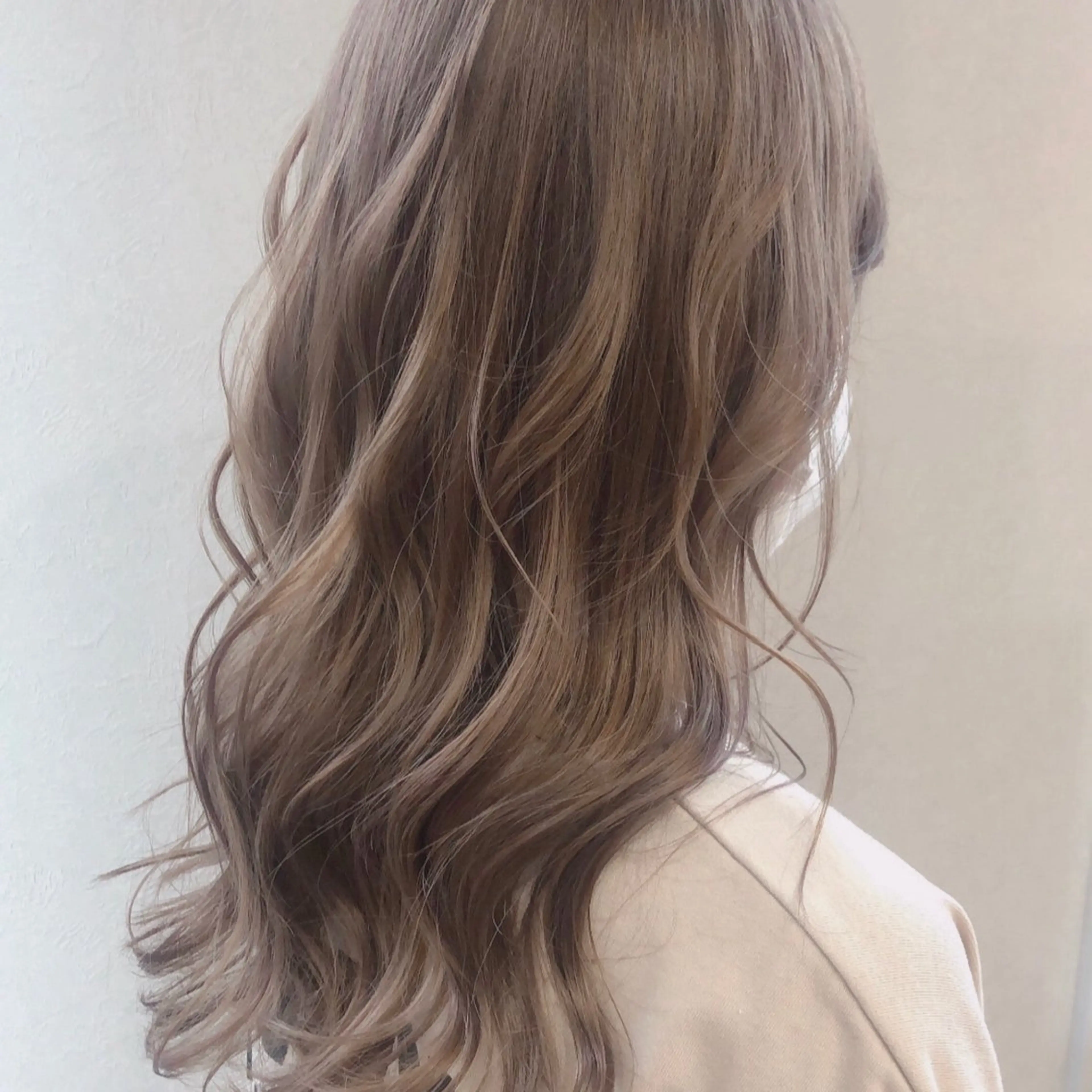 ロング ボブ 髪質改善 韓国風ヘア カット ヘアカラー トリートメント comoda所属・🎗️comoda 神戸三宮 髪質改善のヘアスタイル