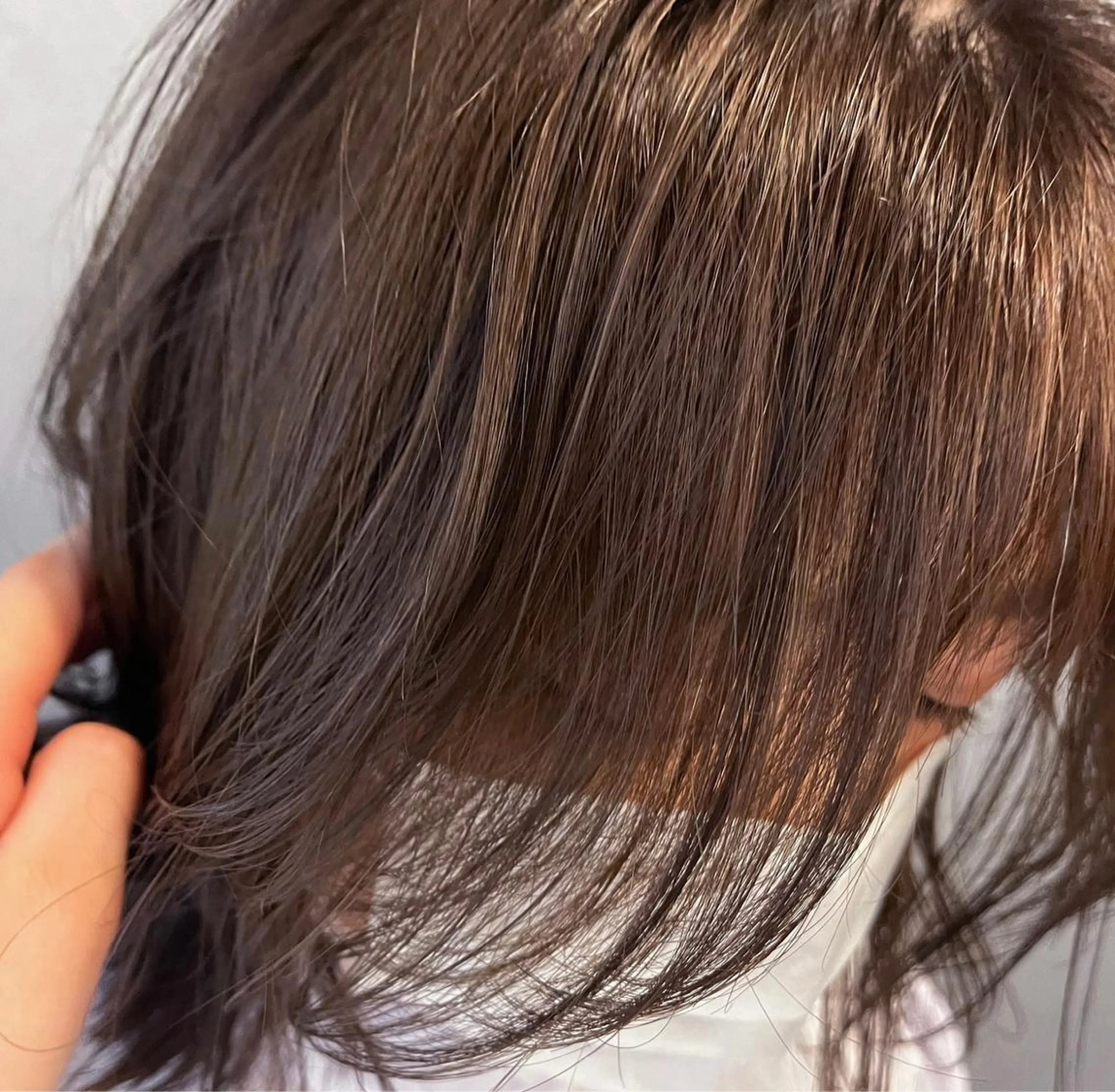 ミディアム KOCHAB 中村穂風のヘアスタイル