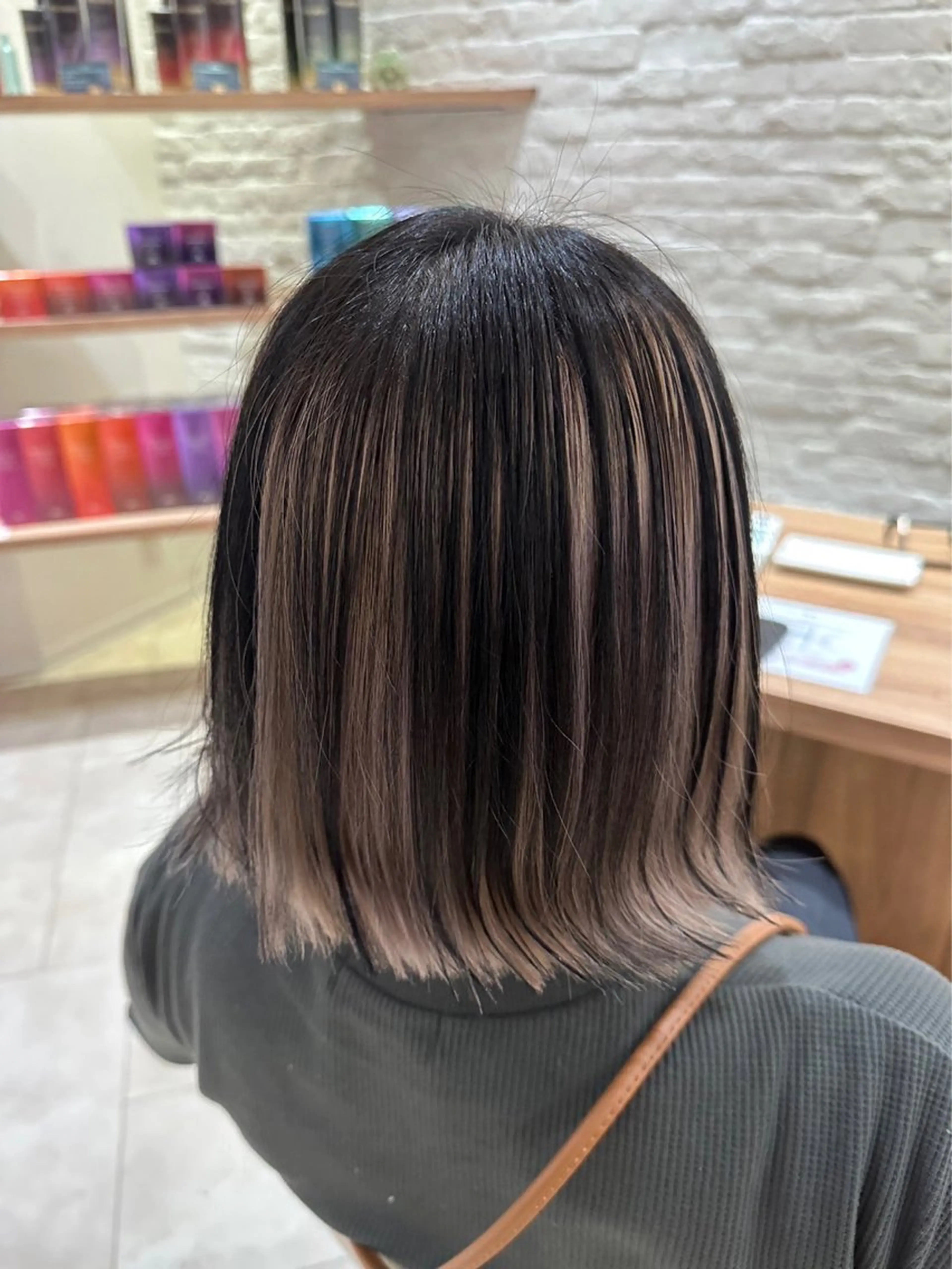 ショート ハイライト アンスールミミ南草津店所属・真野 じゅんなのヘアスタイル