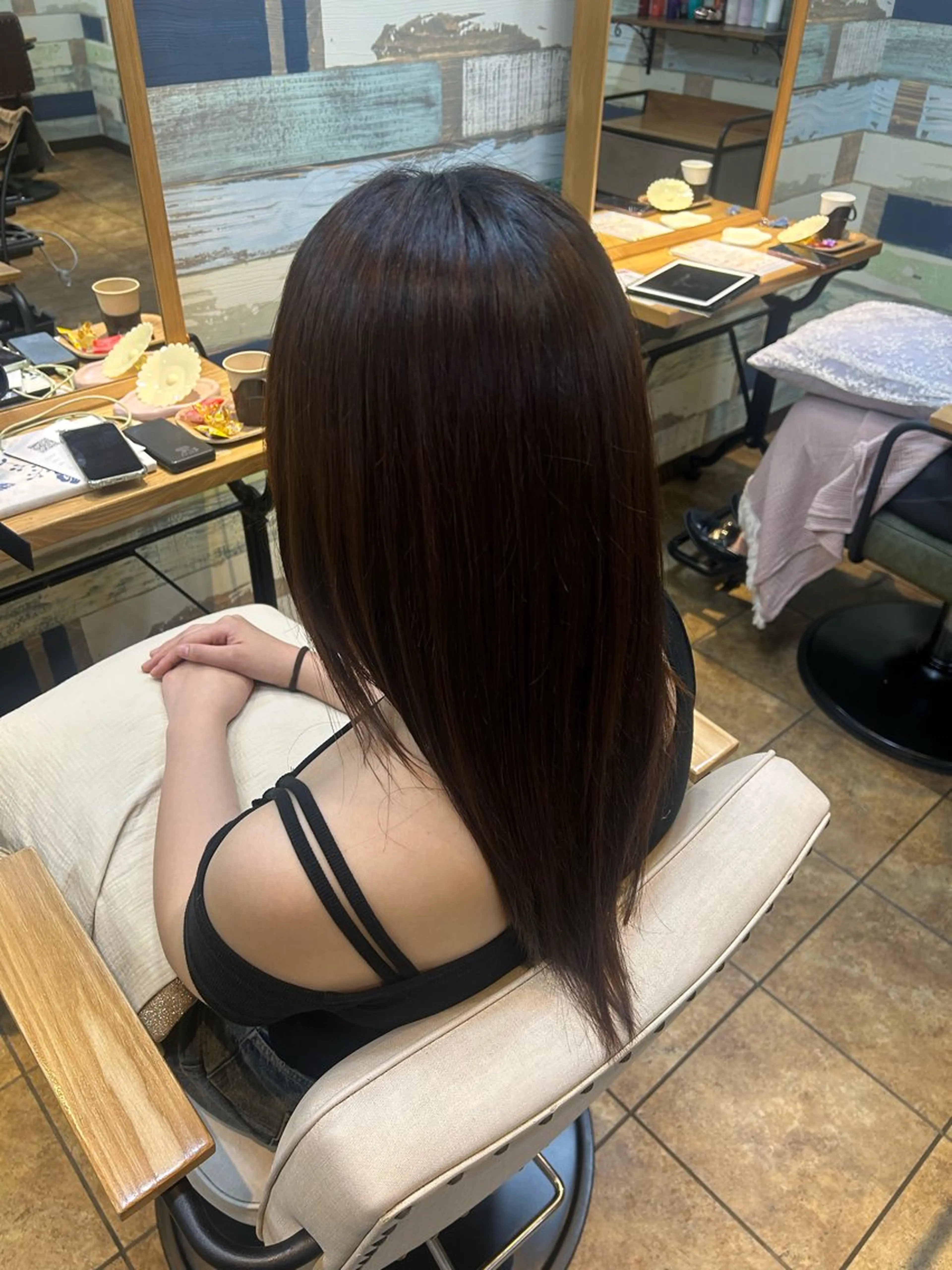 縮毛矯正 透明感カラー🫧🩵 林　菜々美のヘアスタイル
