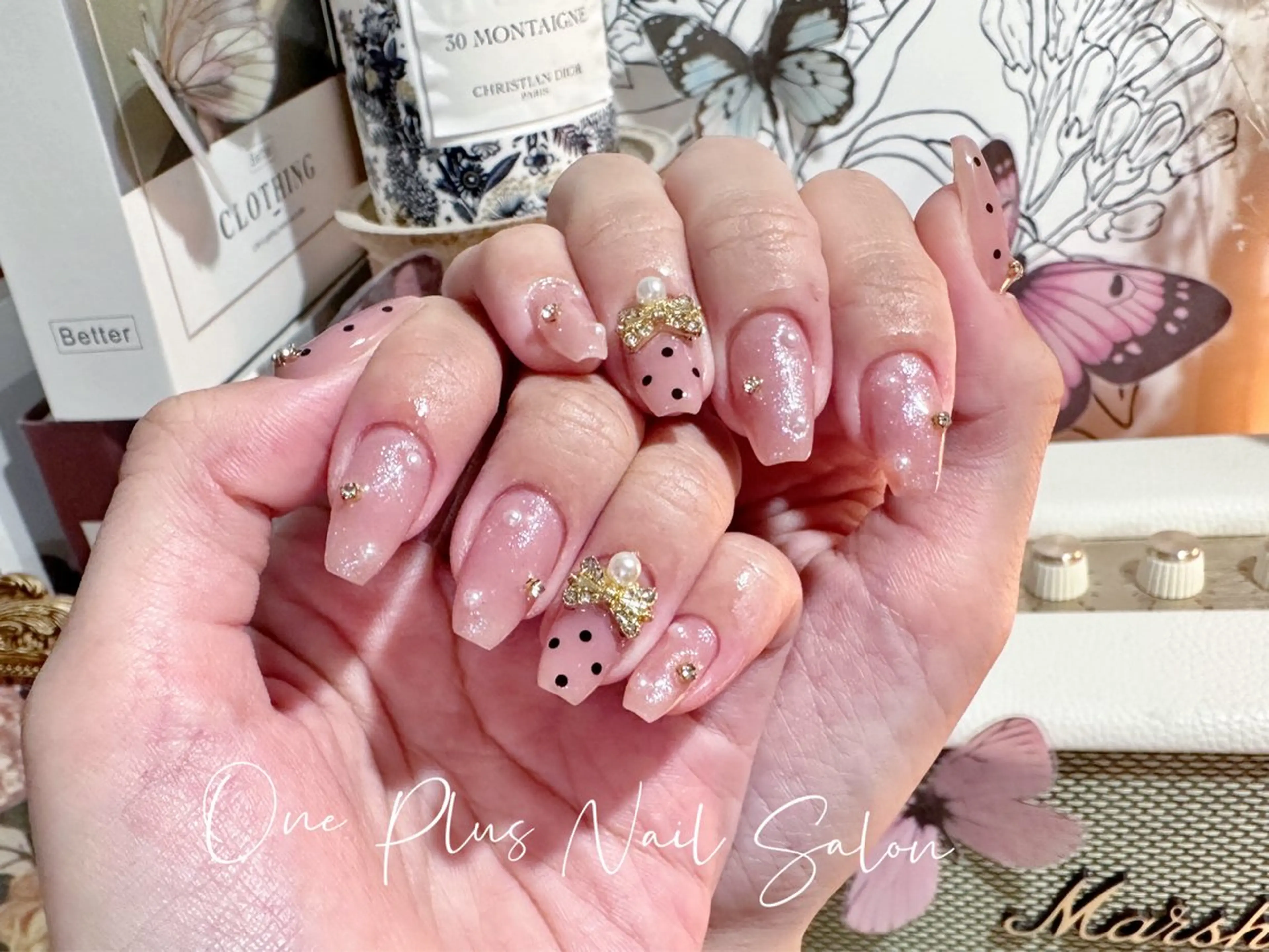 ネイル ハンドネイル One Plus Nail Salonのネイルデザイン