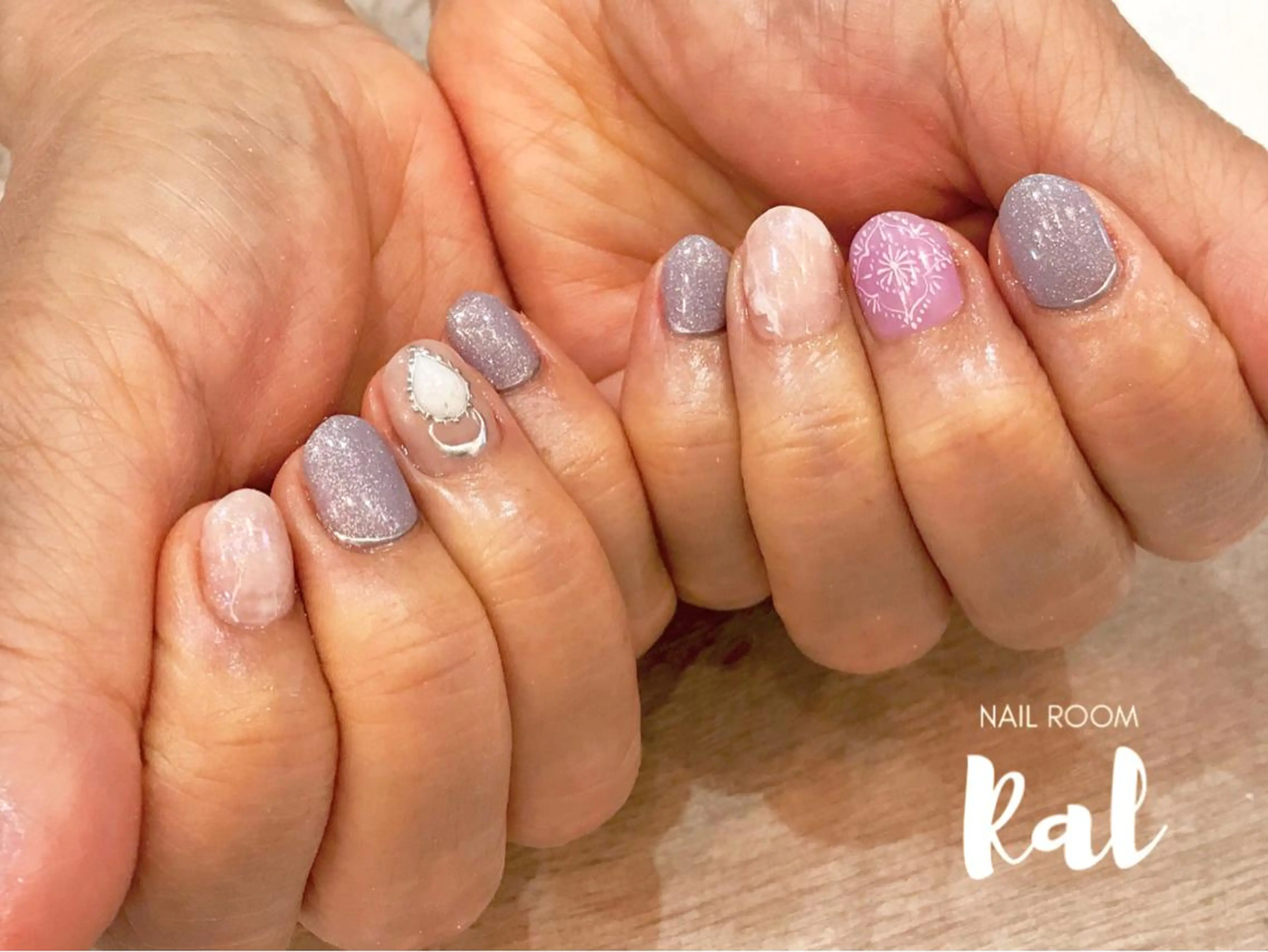 ネイル 山本 友理のネイルデザイン