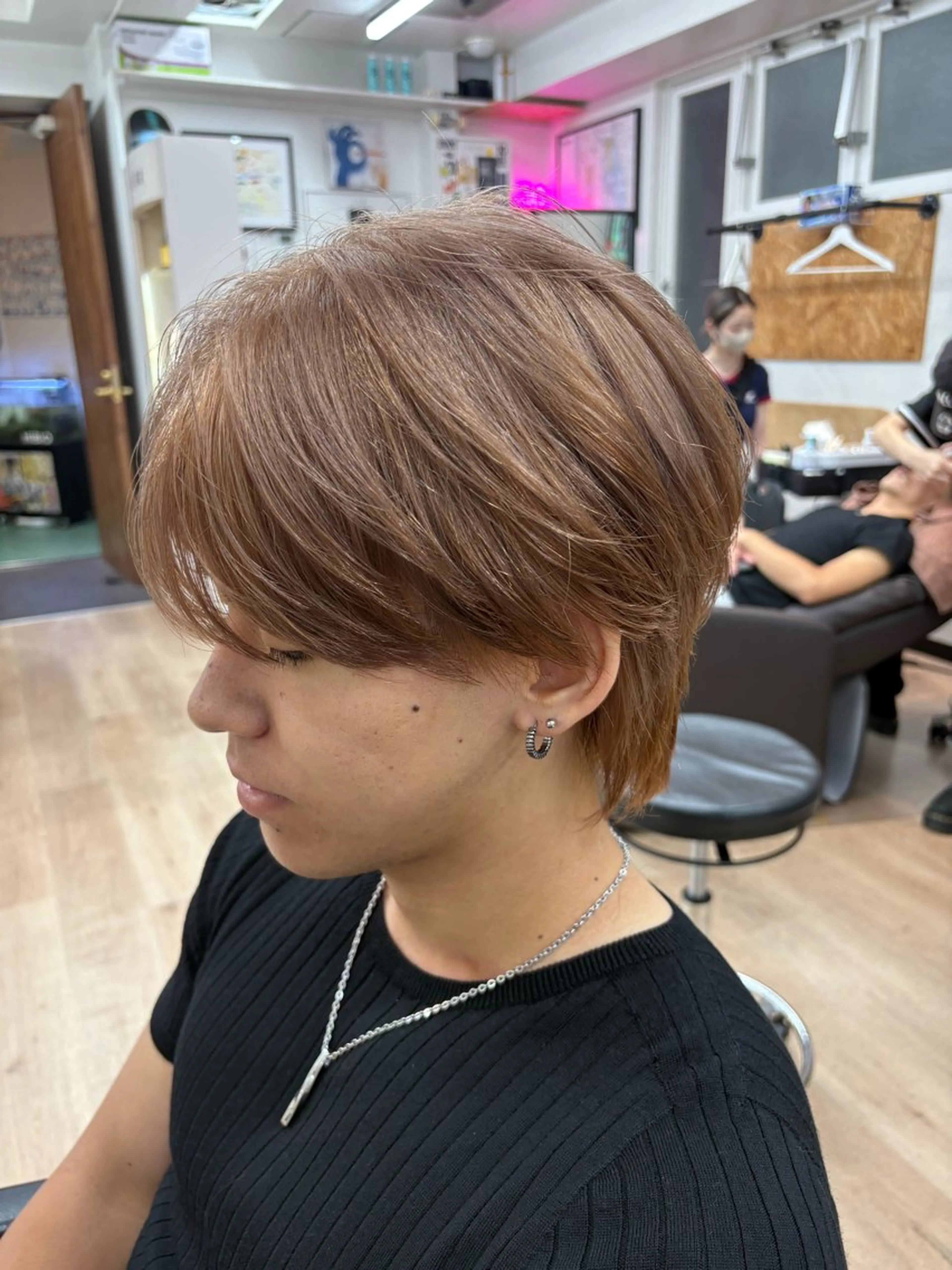 カラー メンズ メンズブリーチ ブリーチ ヘアカラー 吉松 ここみのヘアスタイル
