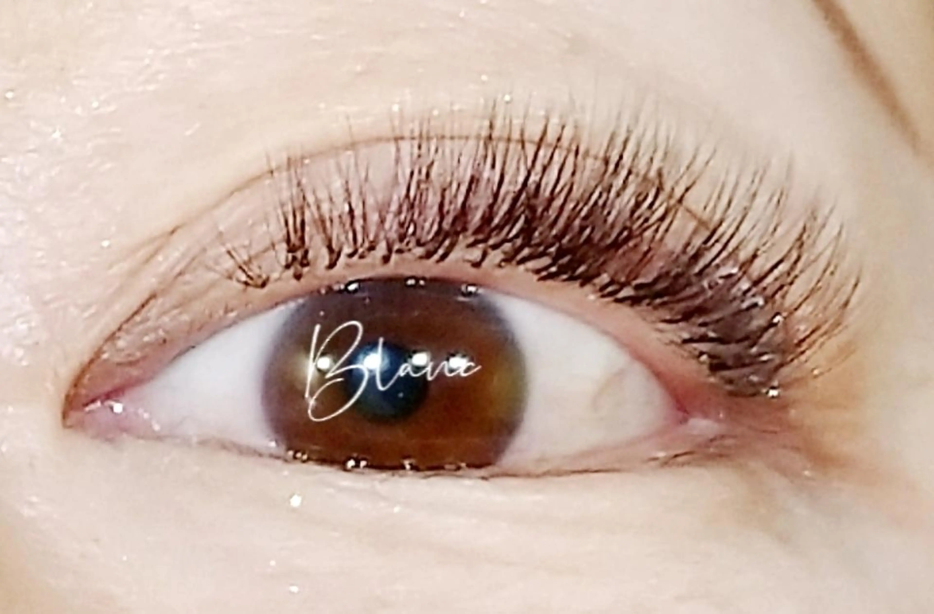 マツエク・マツパ ボリュームラッシュ マツエク Total Salon Vonita（トータルサロンヴォニータ）所属・Vonita  Kuriharaの眉毛・アイブロウイメージ