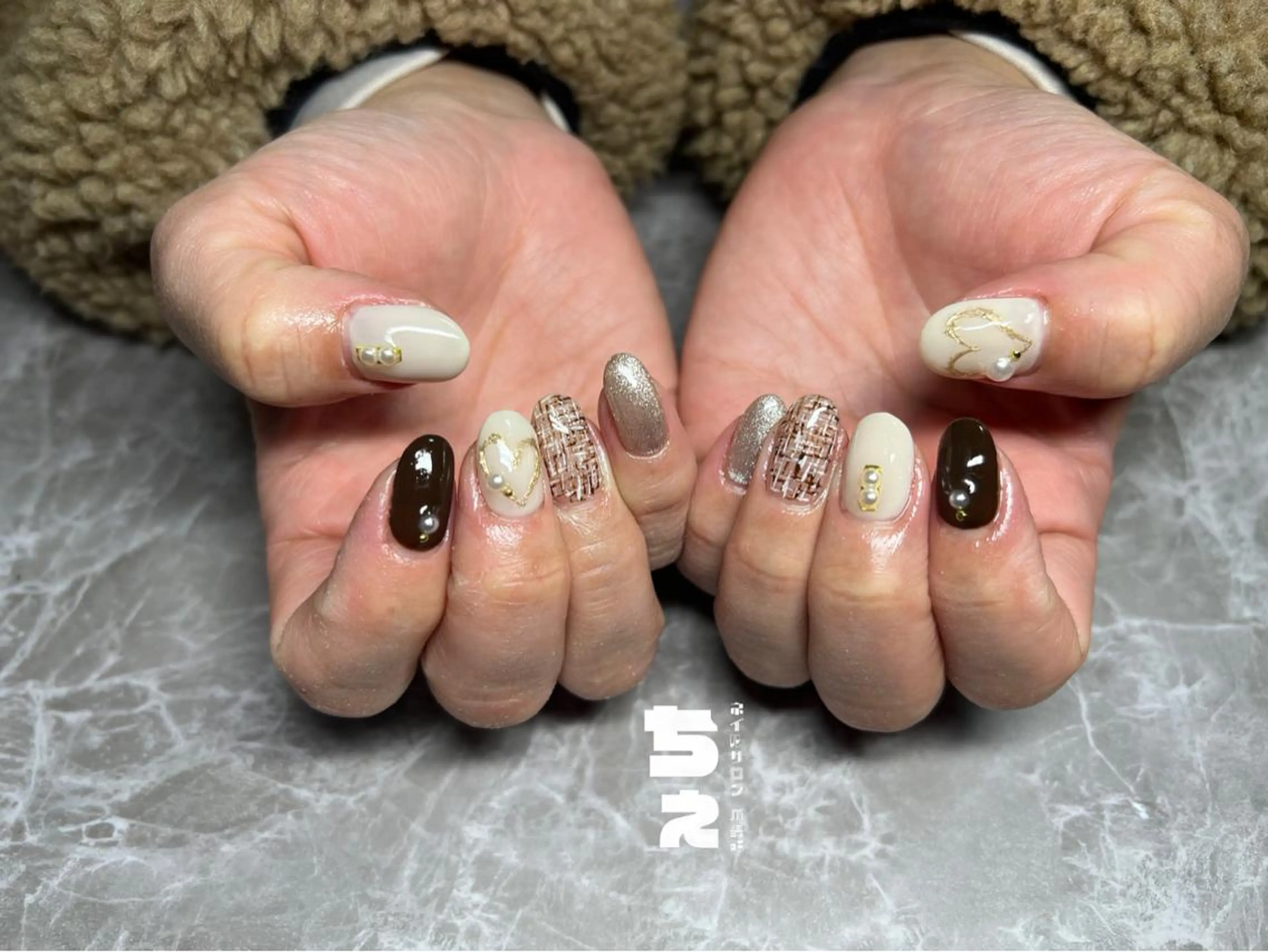 ネイル ツイードネイル nail salon CHEのネイルデザイン